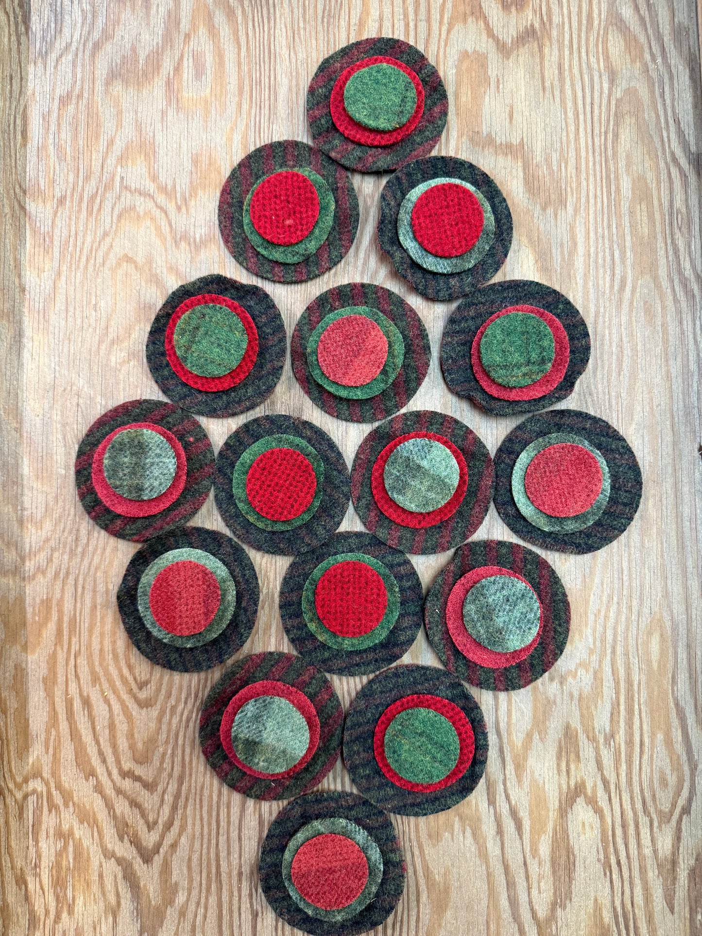 Kit, Wool Penny Mat, CHRISTMAS TYME