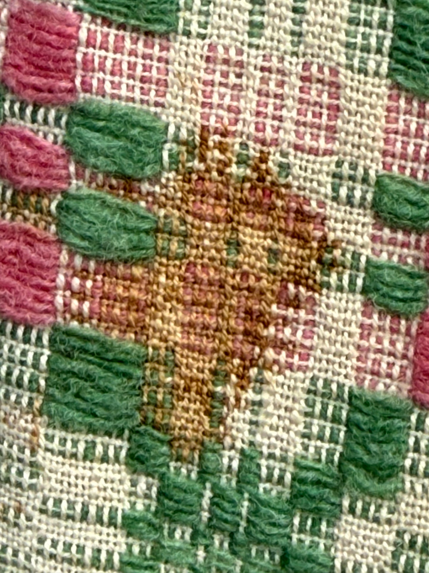 Coverlet, 70"x 95", GREEN/PINK/ CREAM