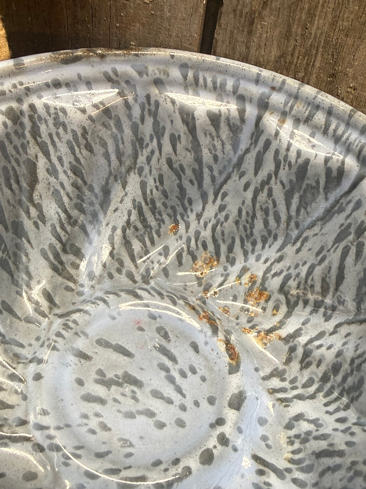 MOLD, 6.75", Enamelware