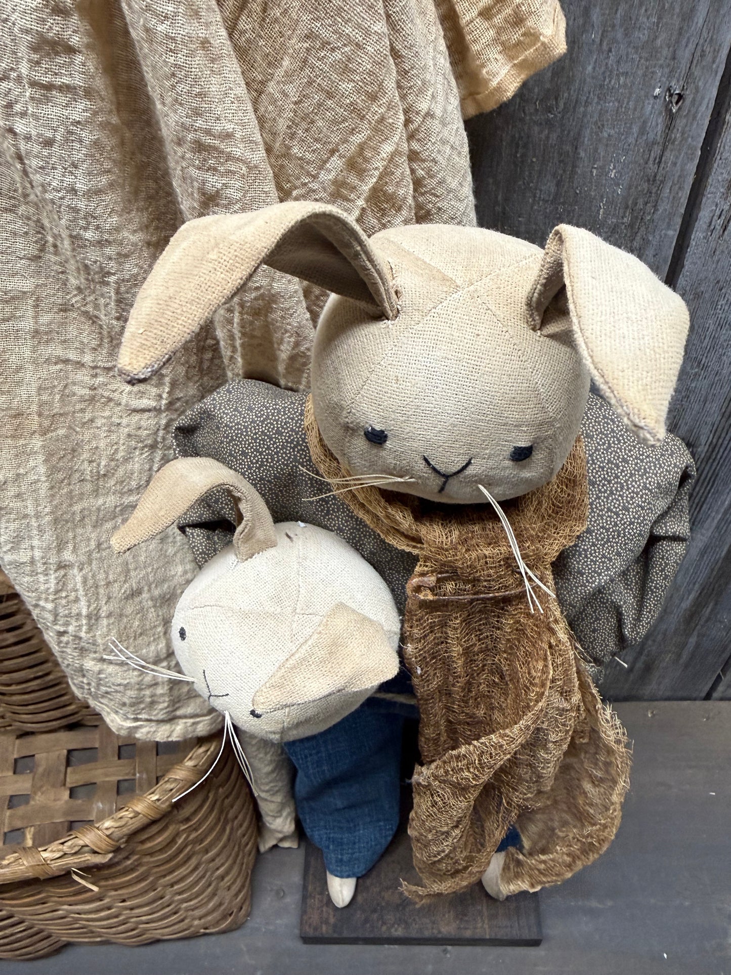 Rabbit, 18", MISTER SAGE