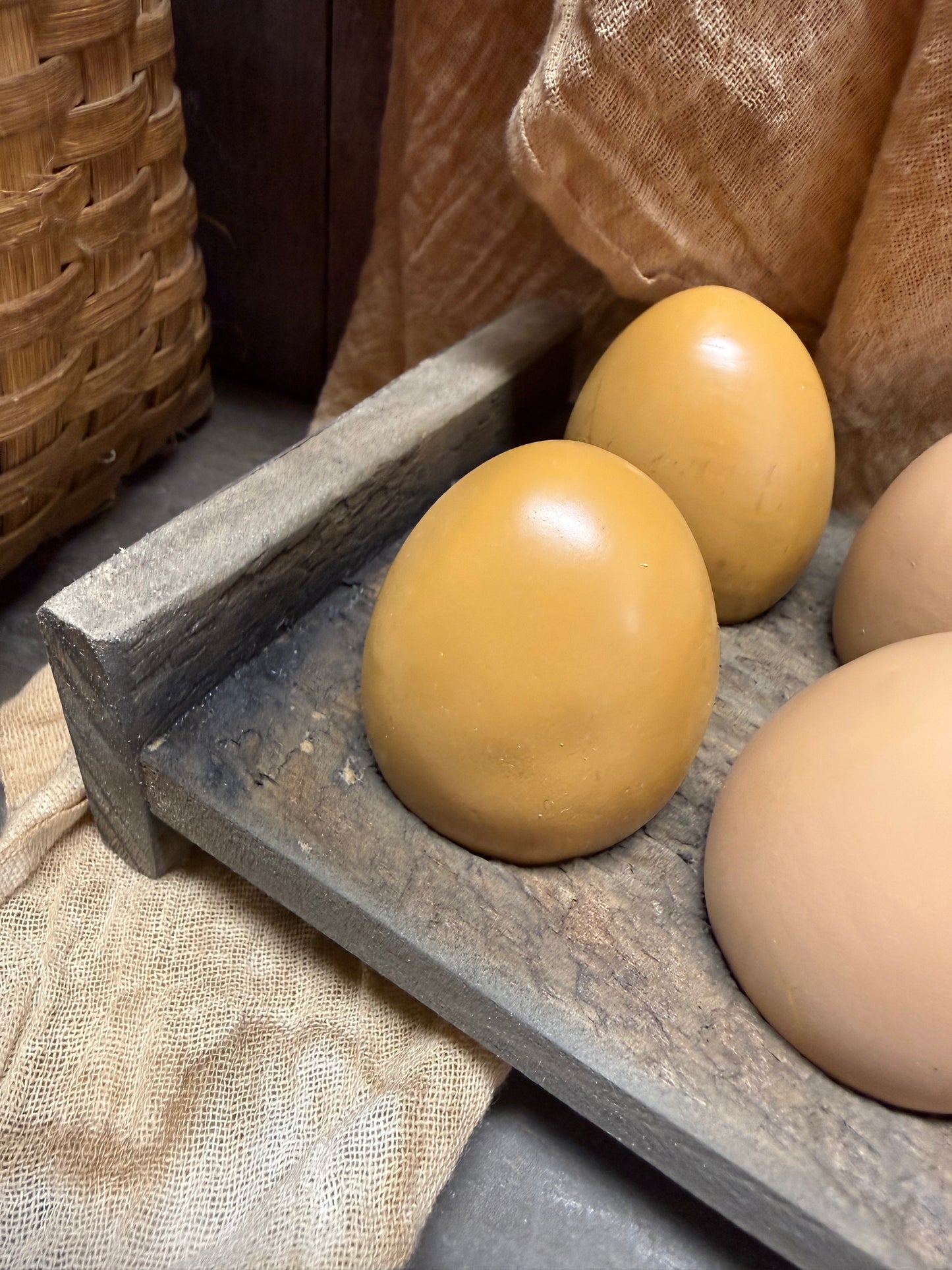Egg Caddy, WEATHERED