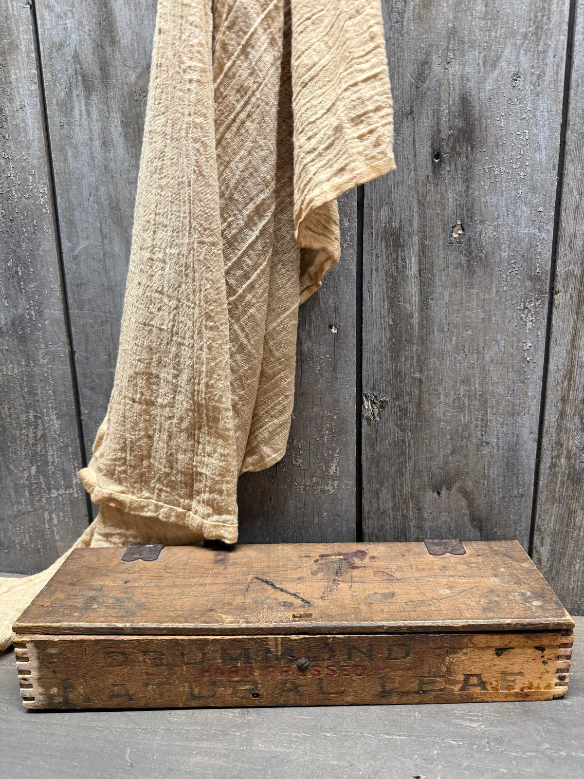 DRUMMOND NATURAL LEAF, Lidded Box