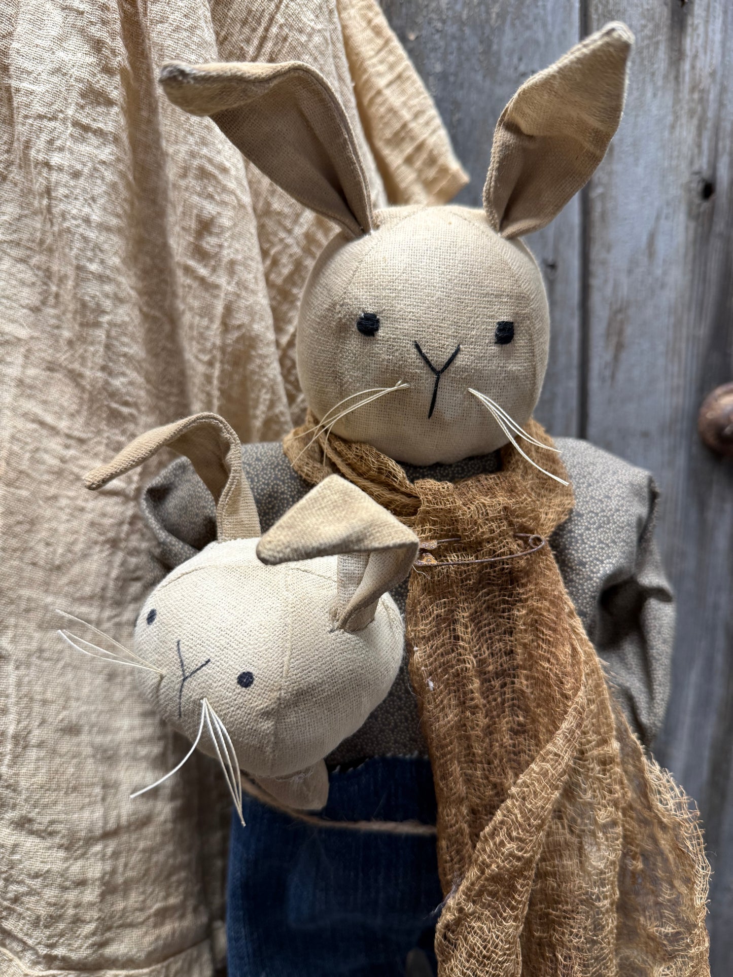 Rabbit, 18", MISTER SAGE