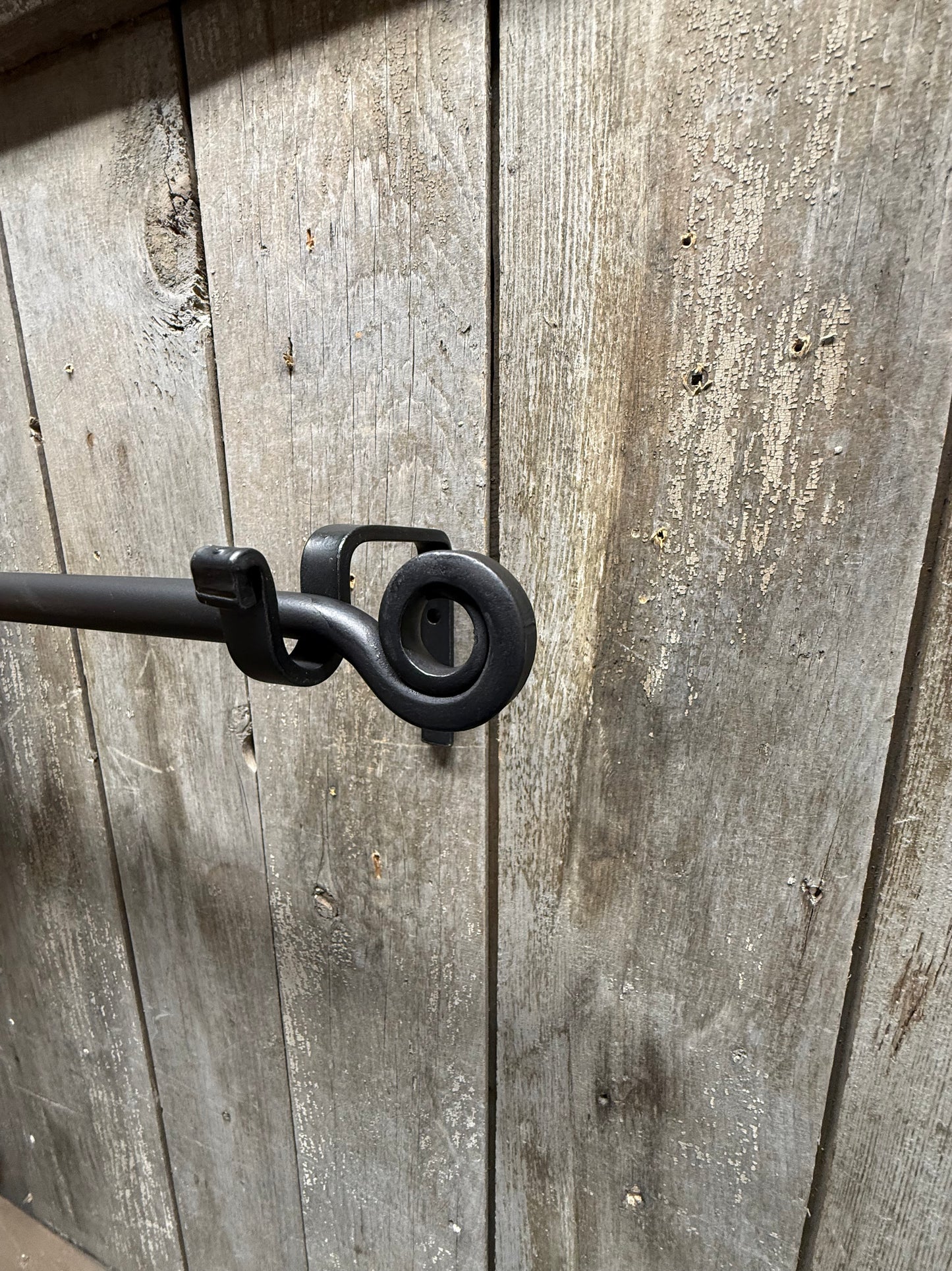 CURTAIN ROD, Metal, Amish Made