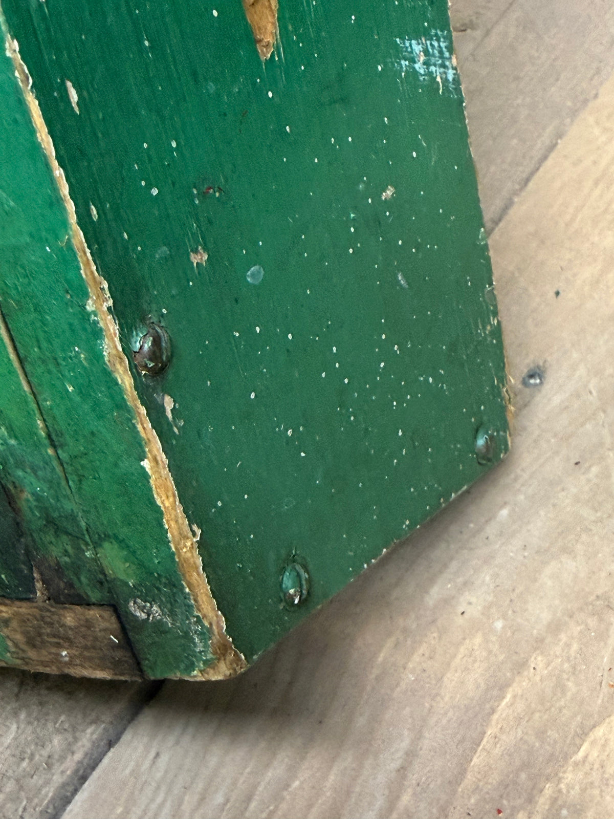 GREEN TOTE, 17.5"