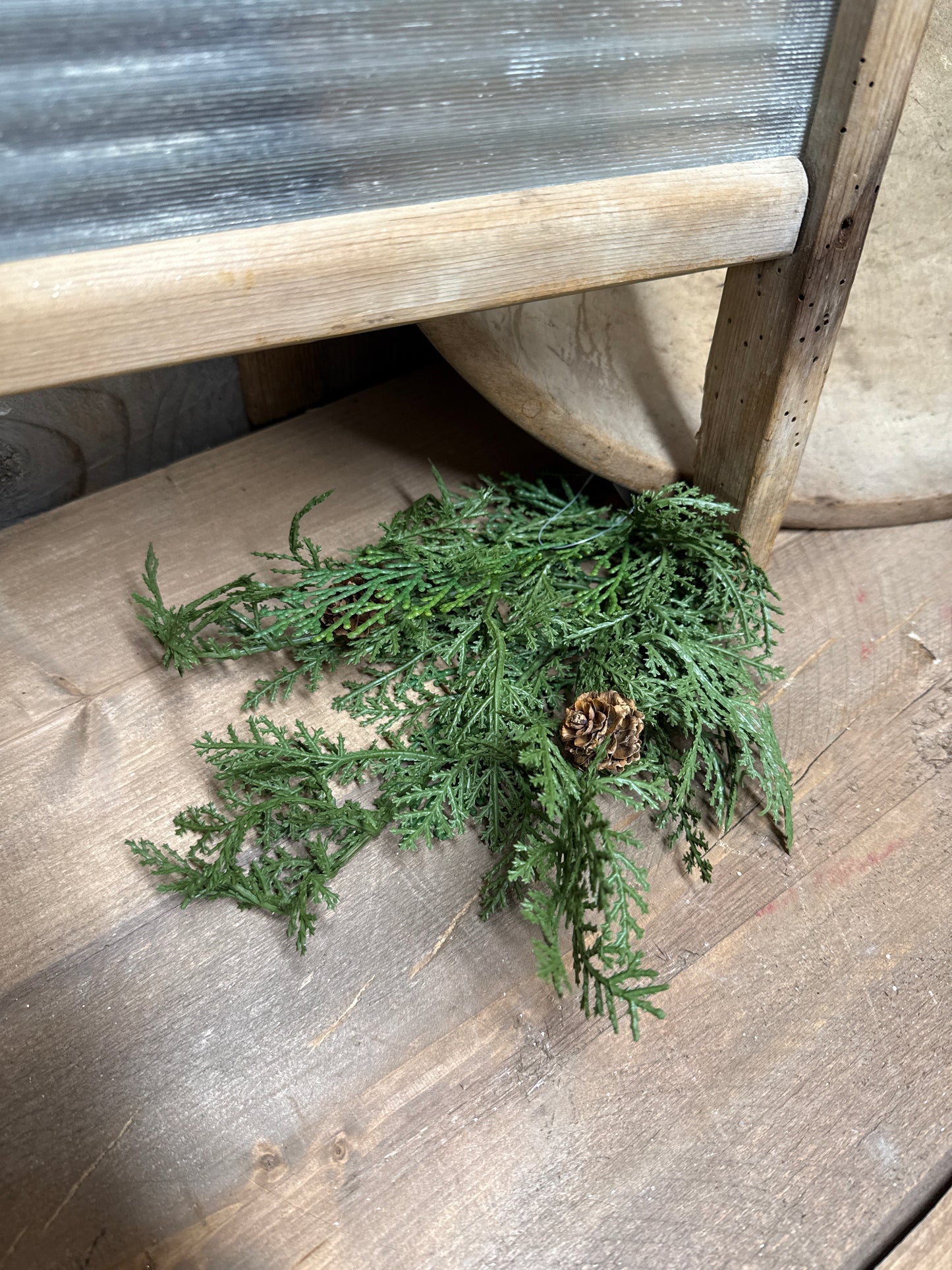 Pick, 12", CEDAR & PINECONE