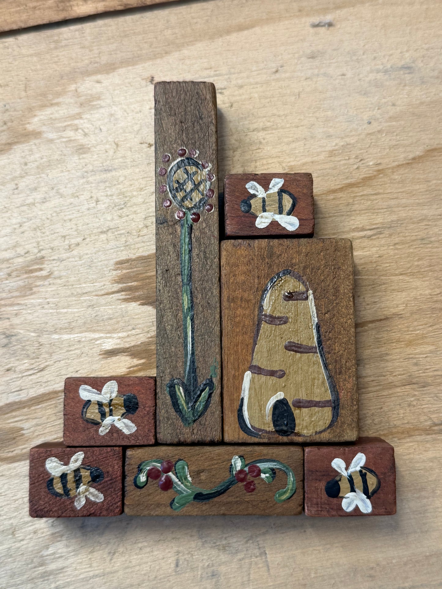 BUZY AS A BEE, Set/7, Bowl Fillers