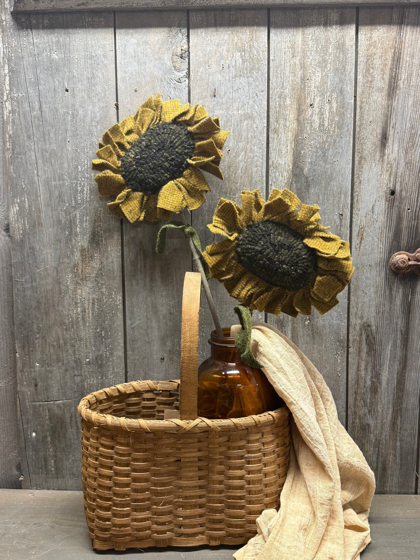 Hooked, SUNFLOWER/STEM