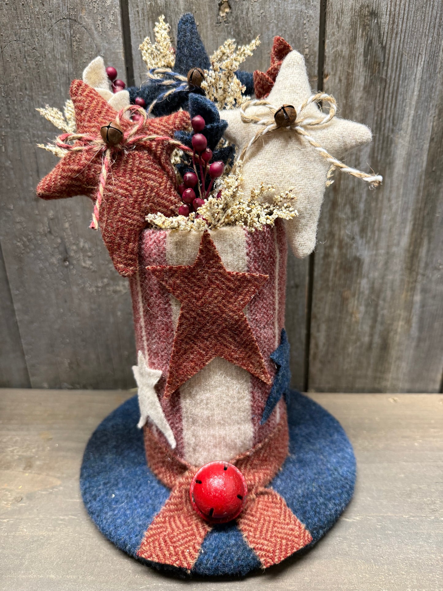 AMERICANA TOP HAT, 11”