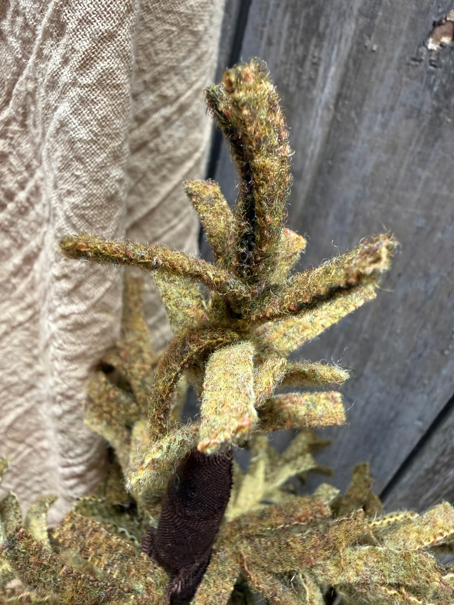 Wool Tree, 11.5", AUTUMN MIX