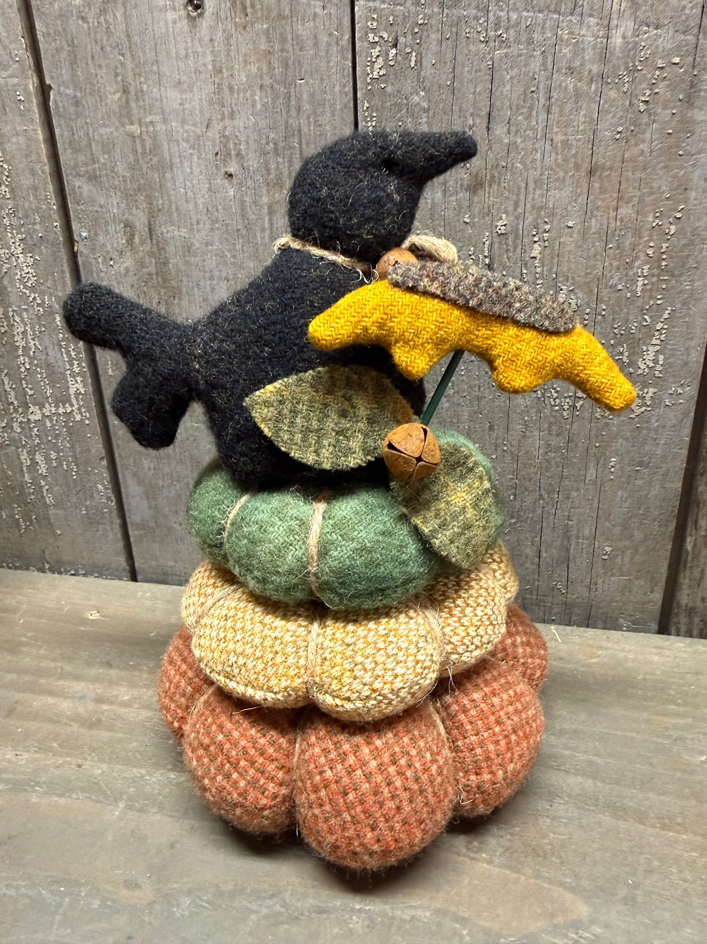 PUMPKIN STACK, Wool Assorted