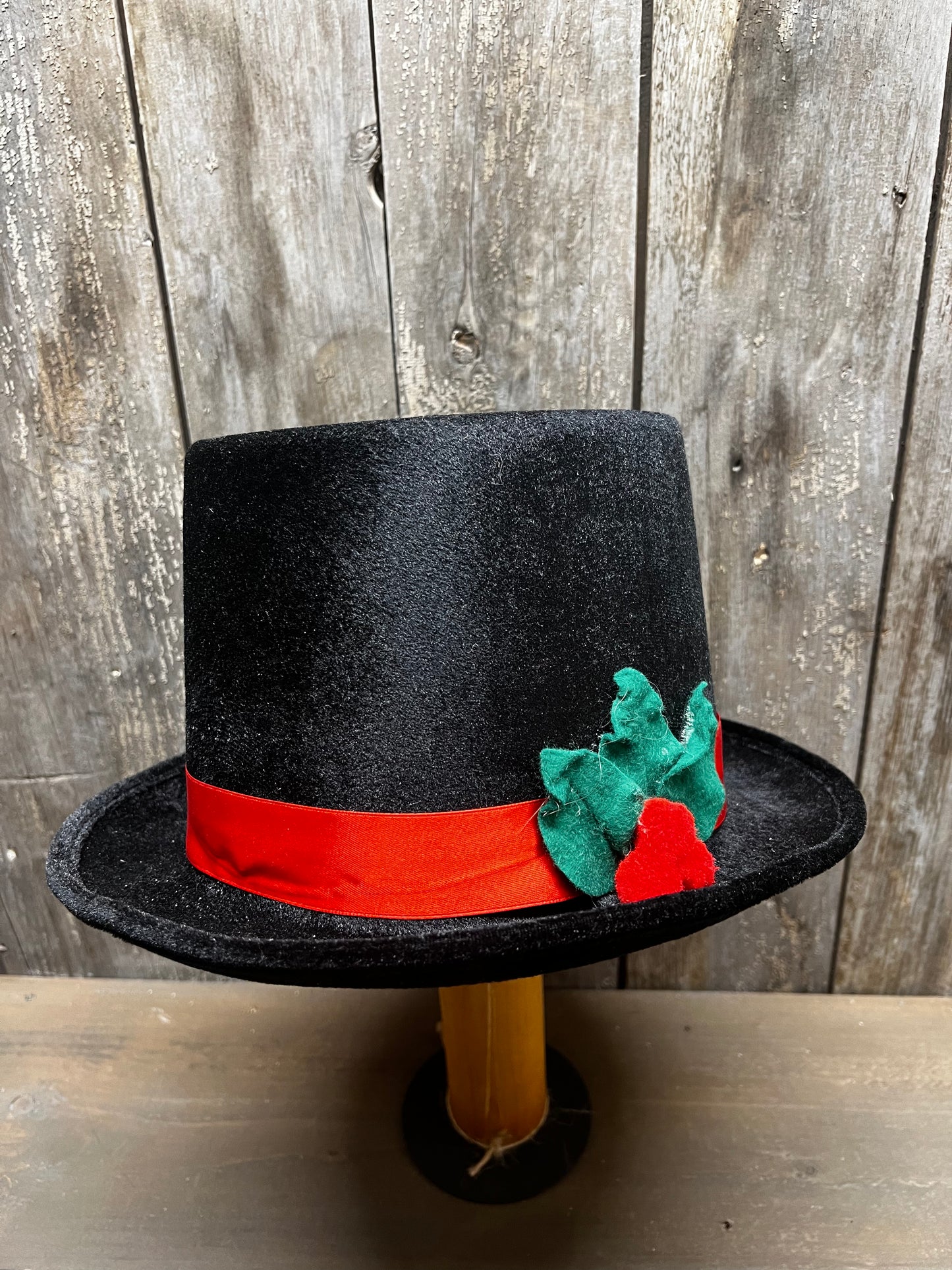 Magic Hat, BLACK VELVET W/ STAND