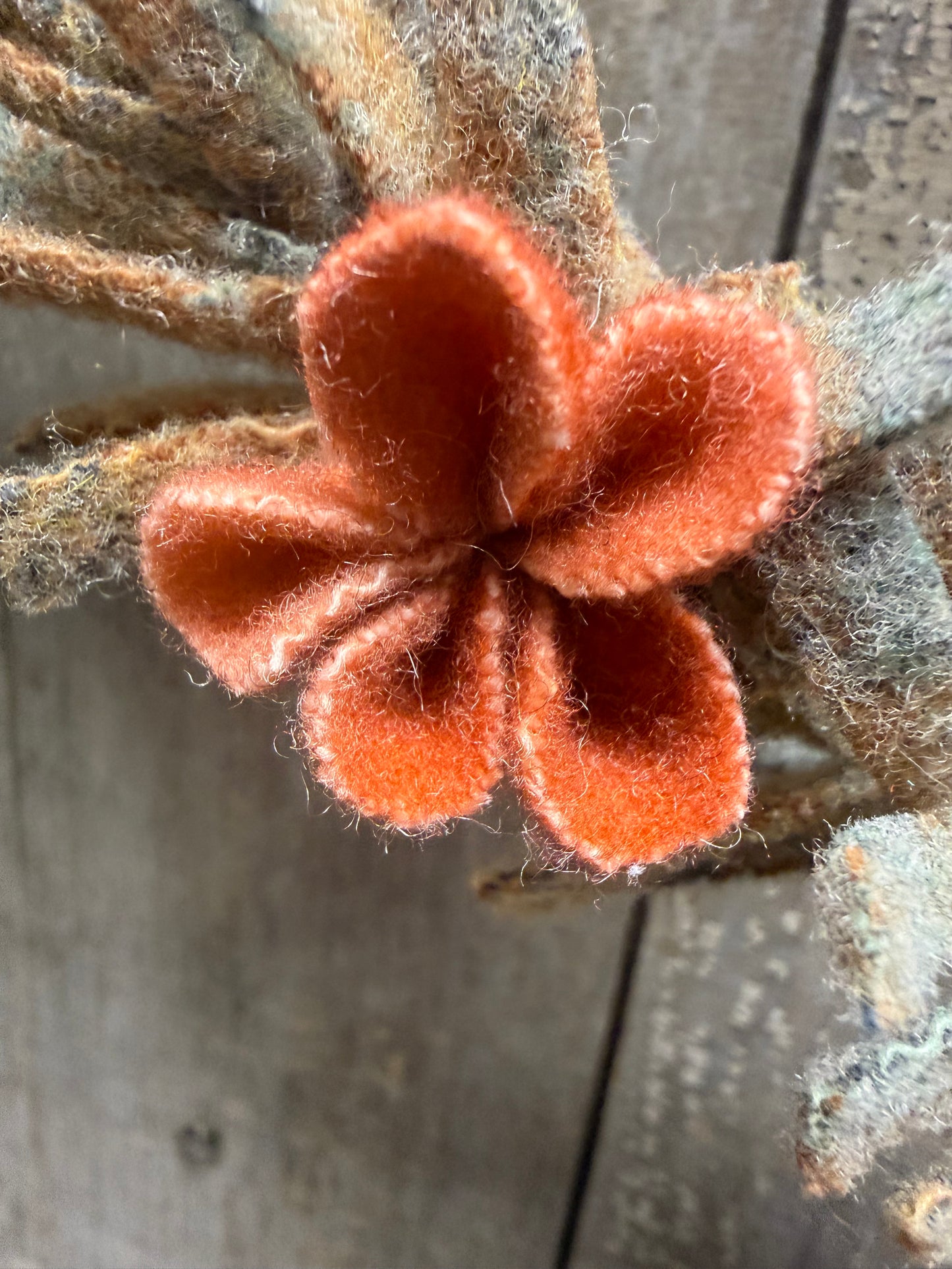 Wool Wreath, OVAL, Assorted Sizes