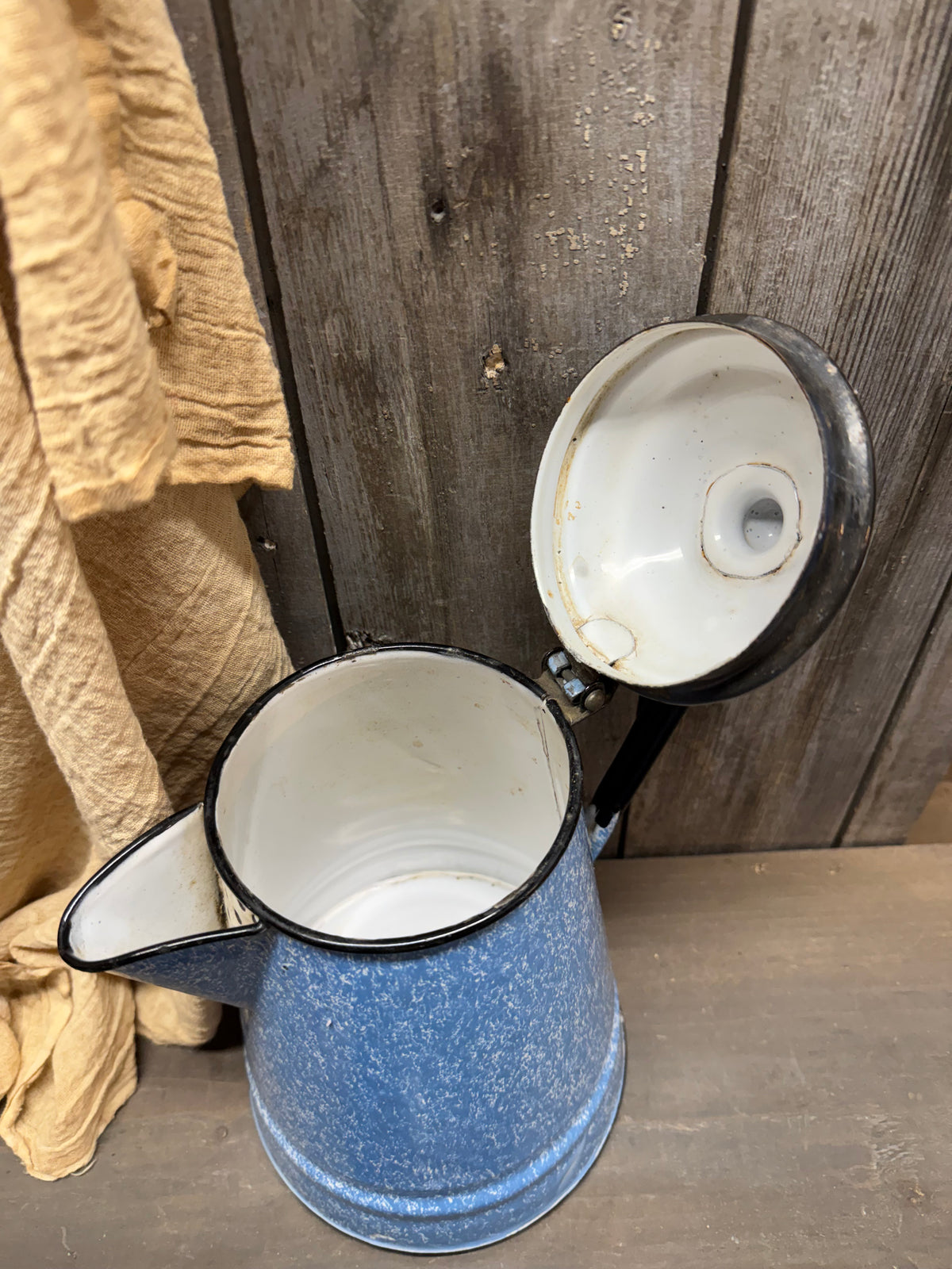 COFFEE POT, FLIP LID Blue/White Enamelware