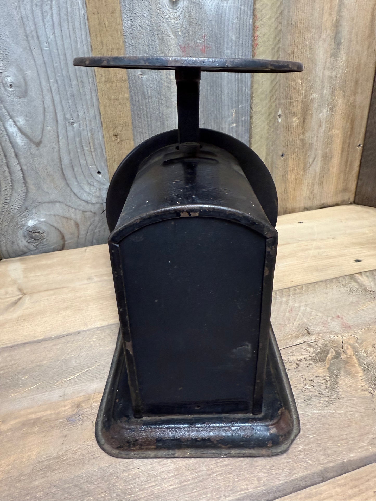 SCALE, Black, Columbia Family Scale