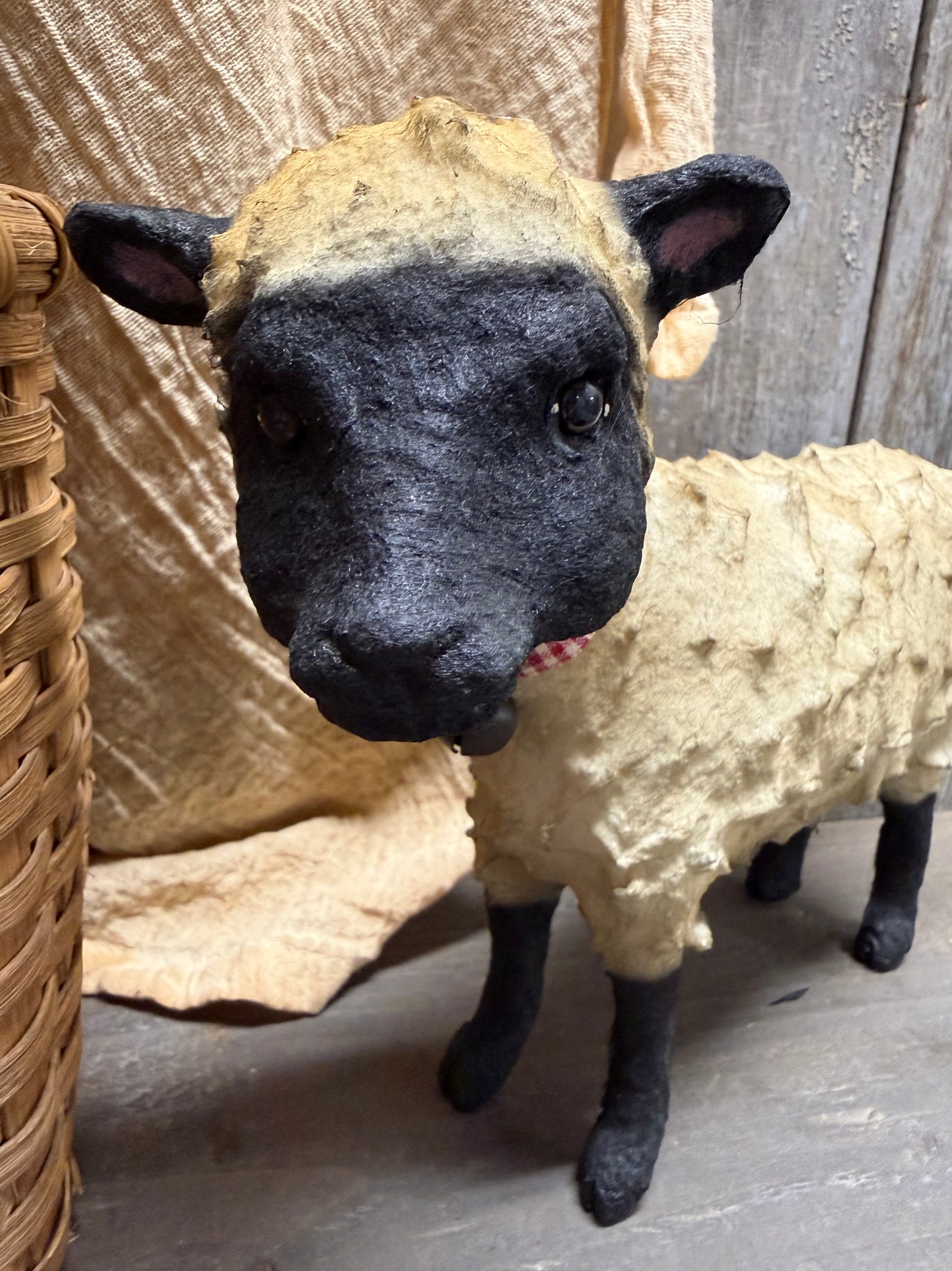 BLACK FACE SHEEP, Large