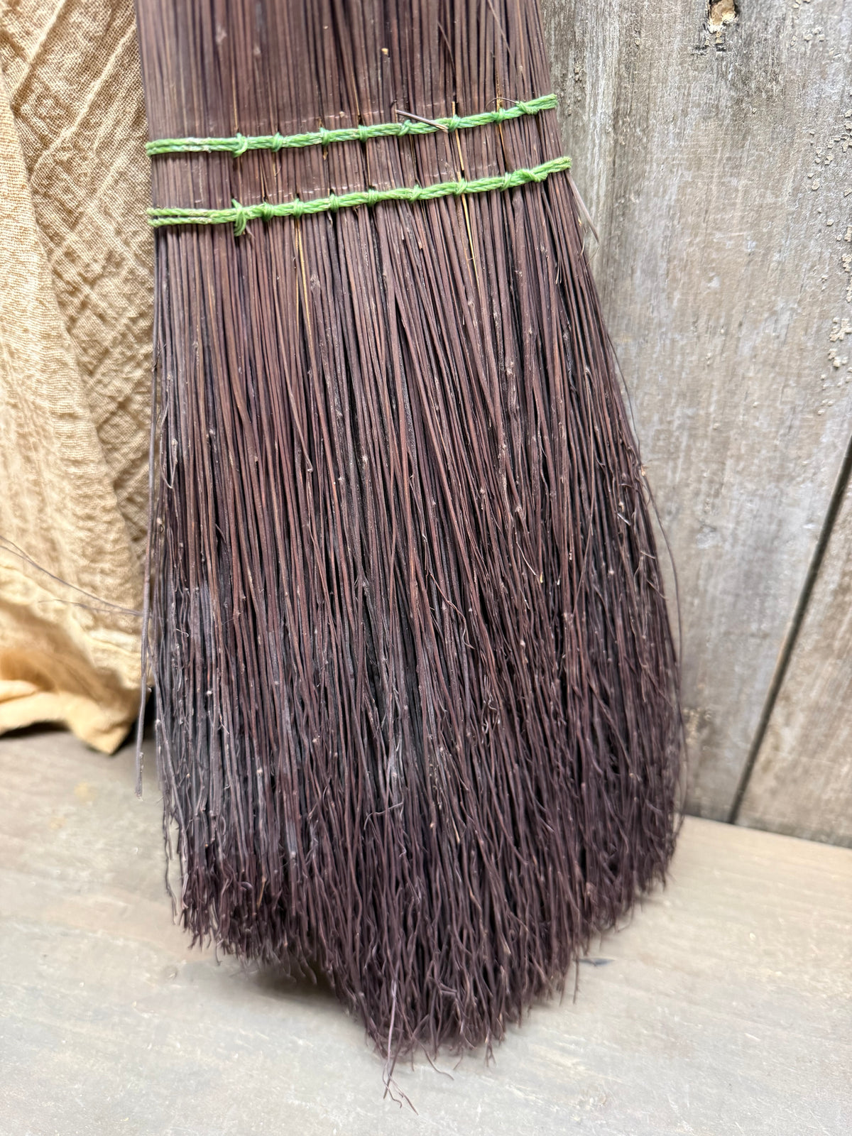 WHISK BROOM, 21"