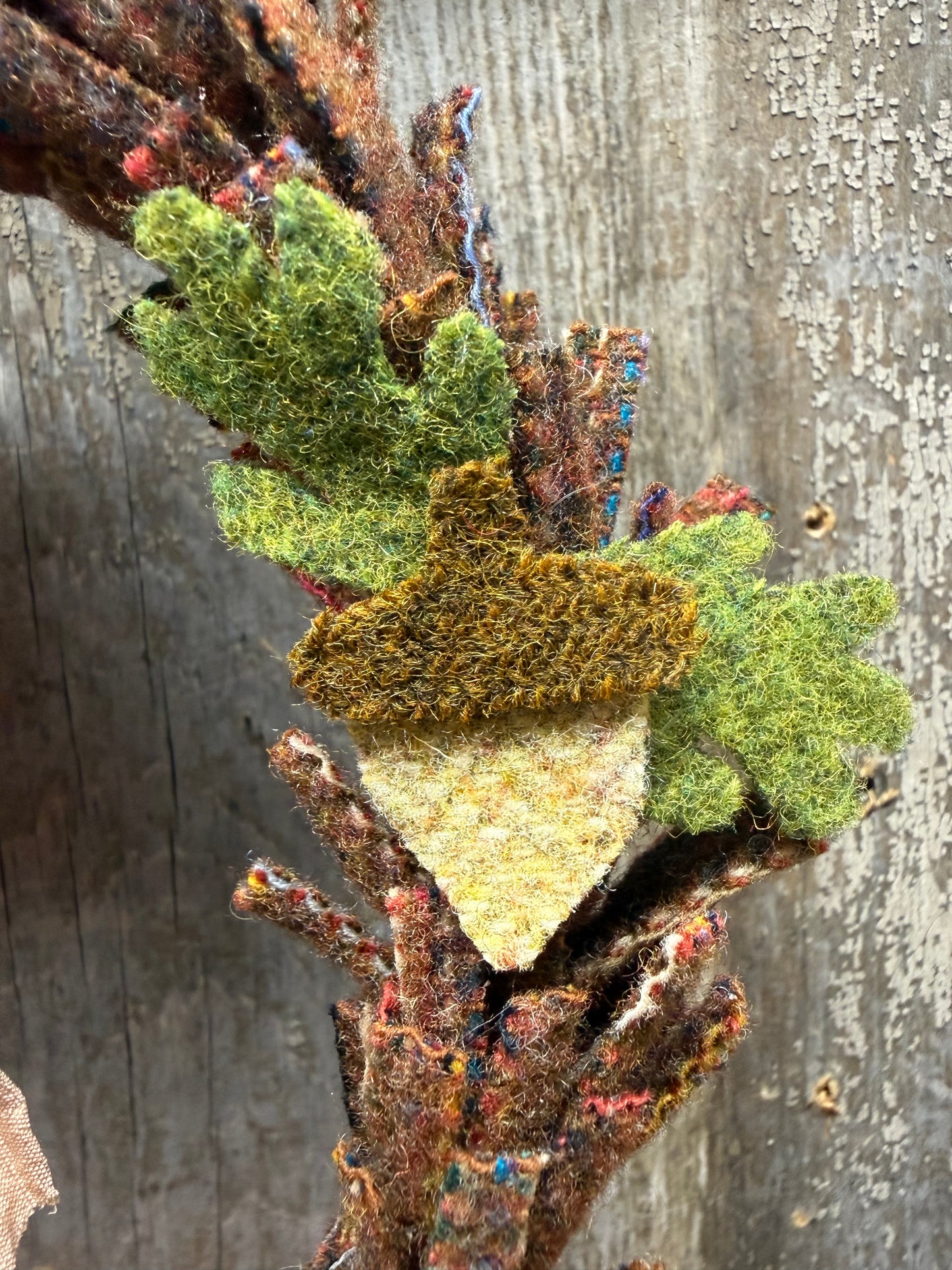 Wool Wreath, 7", ASSORTED