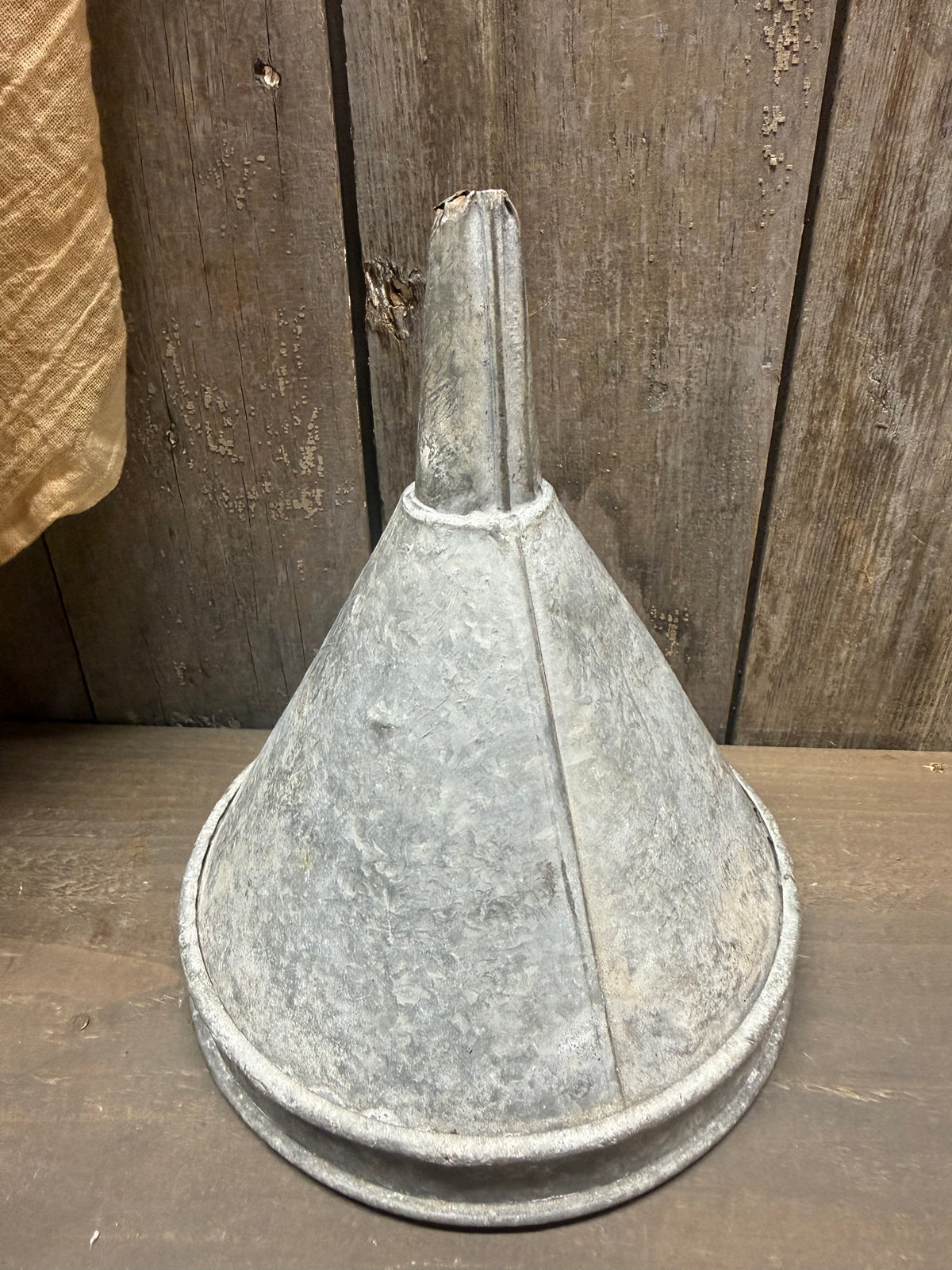 FUNNEL, 8"