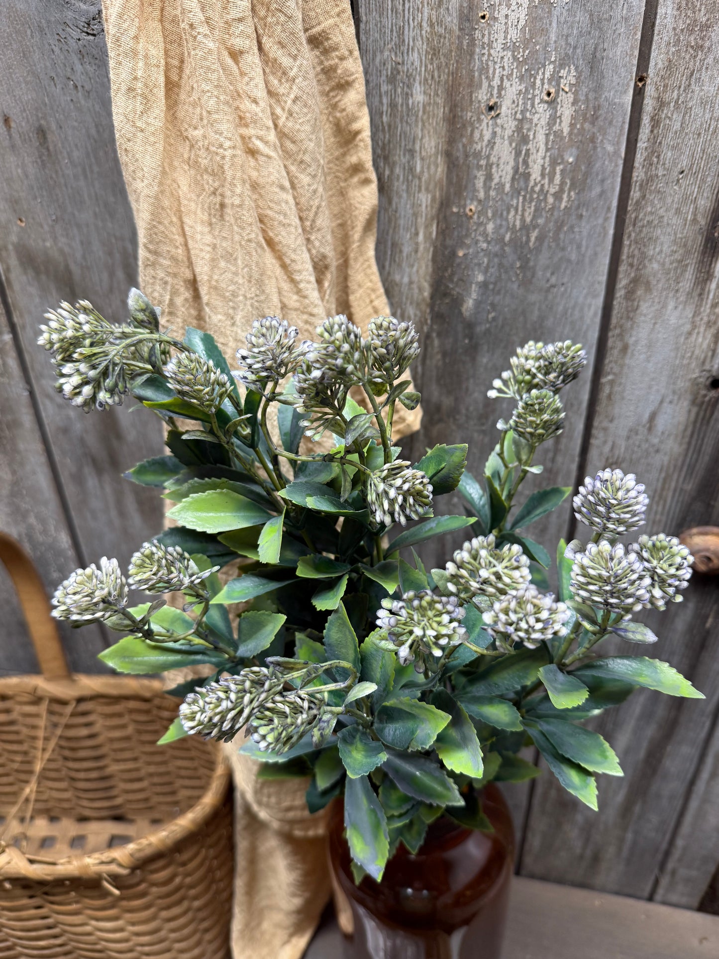 Bush, 22", SPRING SPIRE, Assorted