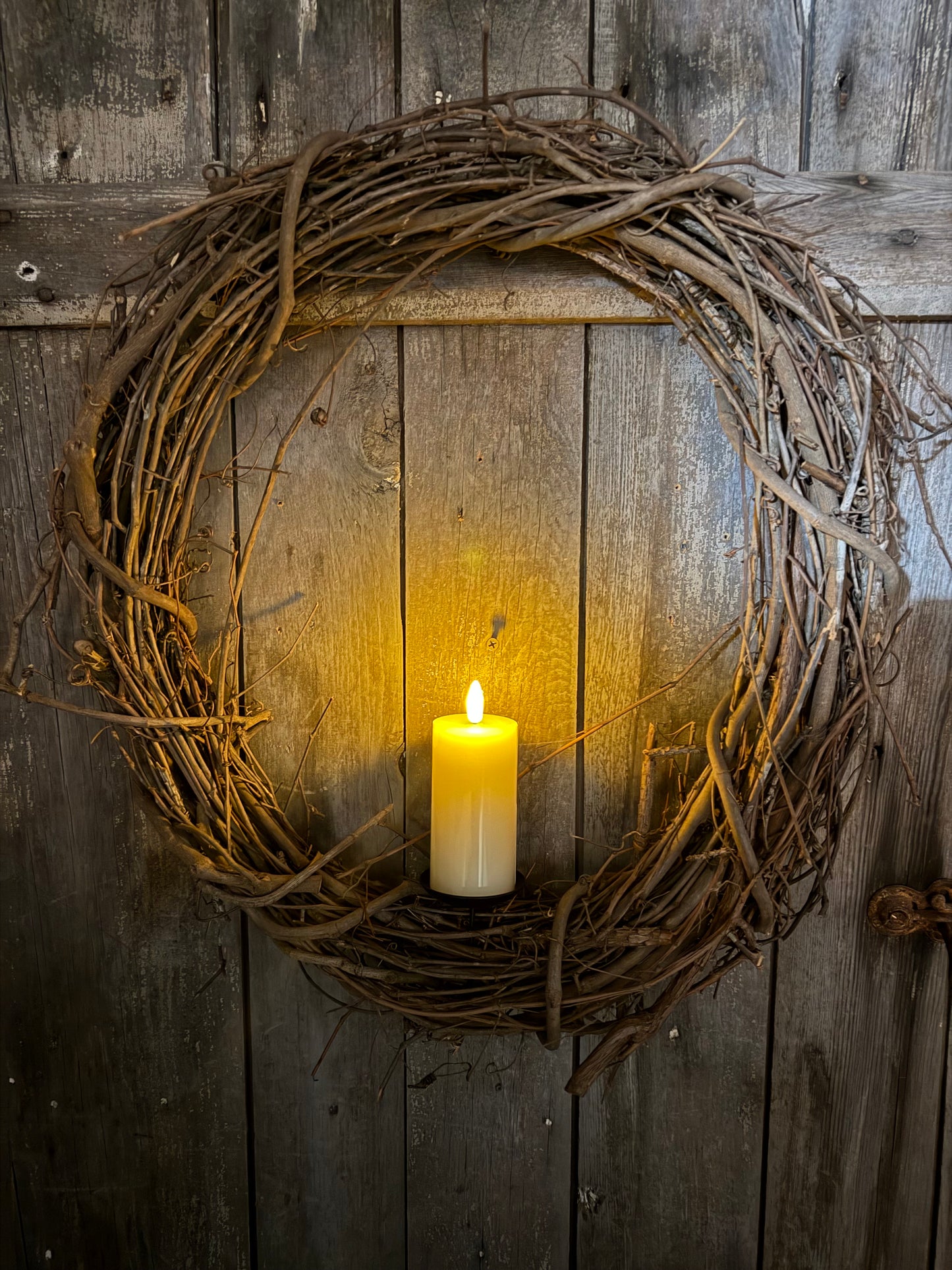 Candle Holder, BLACK W/SPIKE