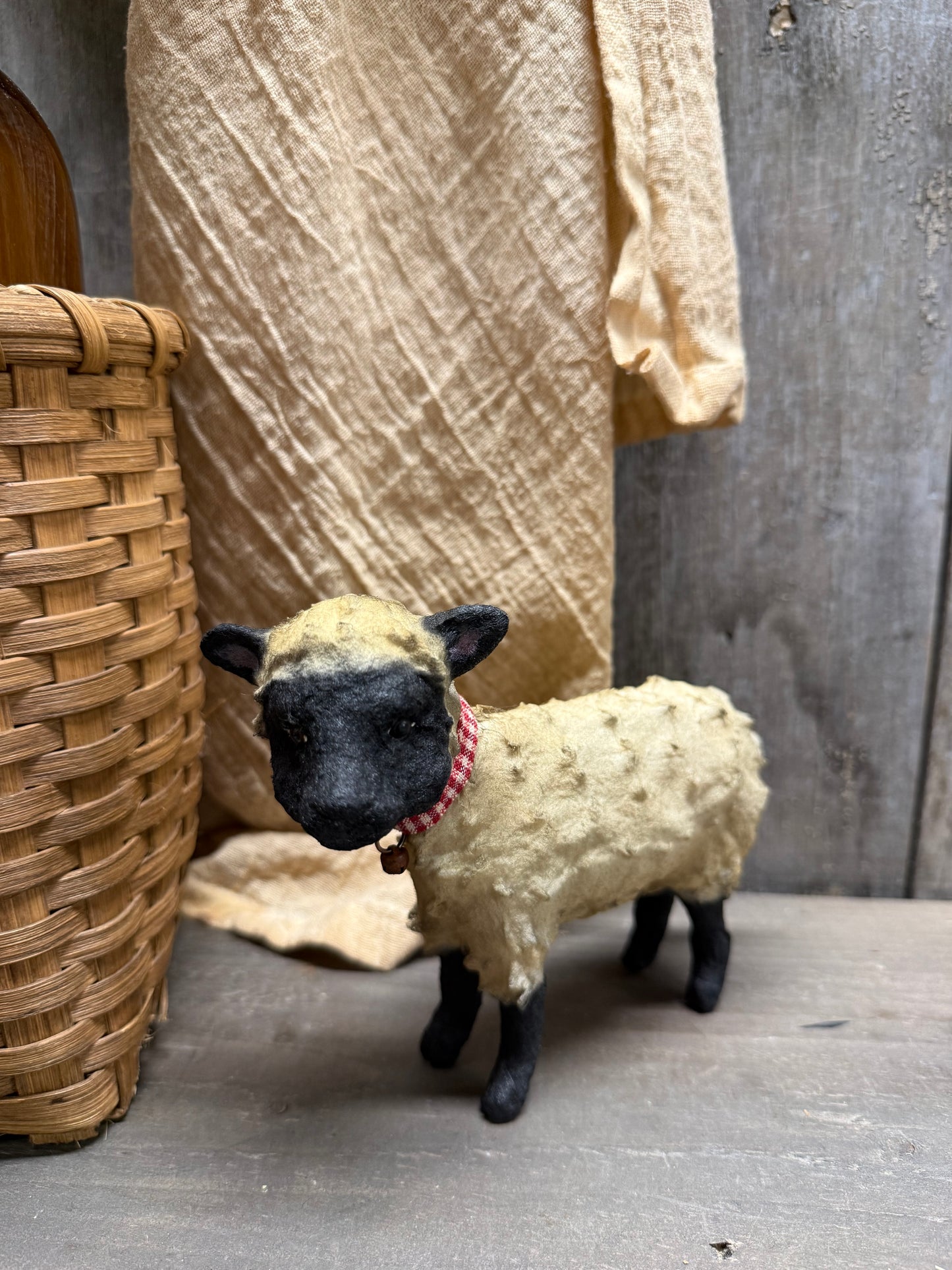 BLACK FACE SHEEP, Small