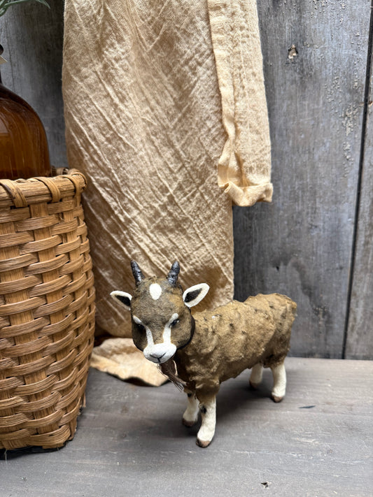 BROWN GOAT, Small