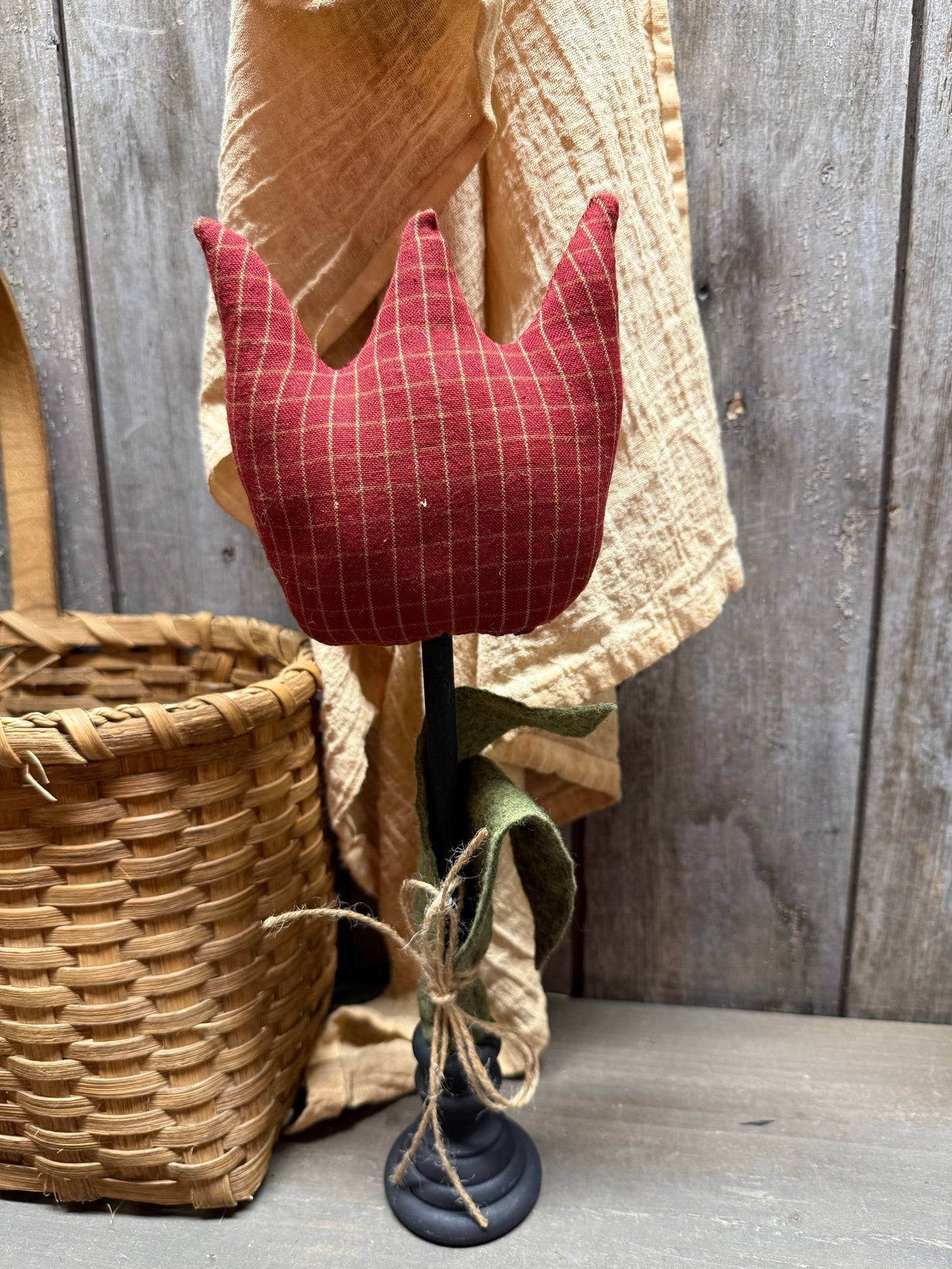 TULIP ON BASE, Assorted Sizes