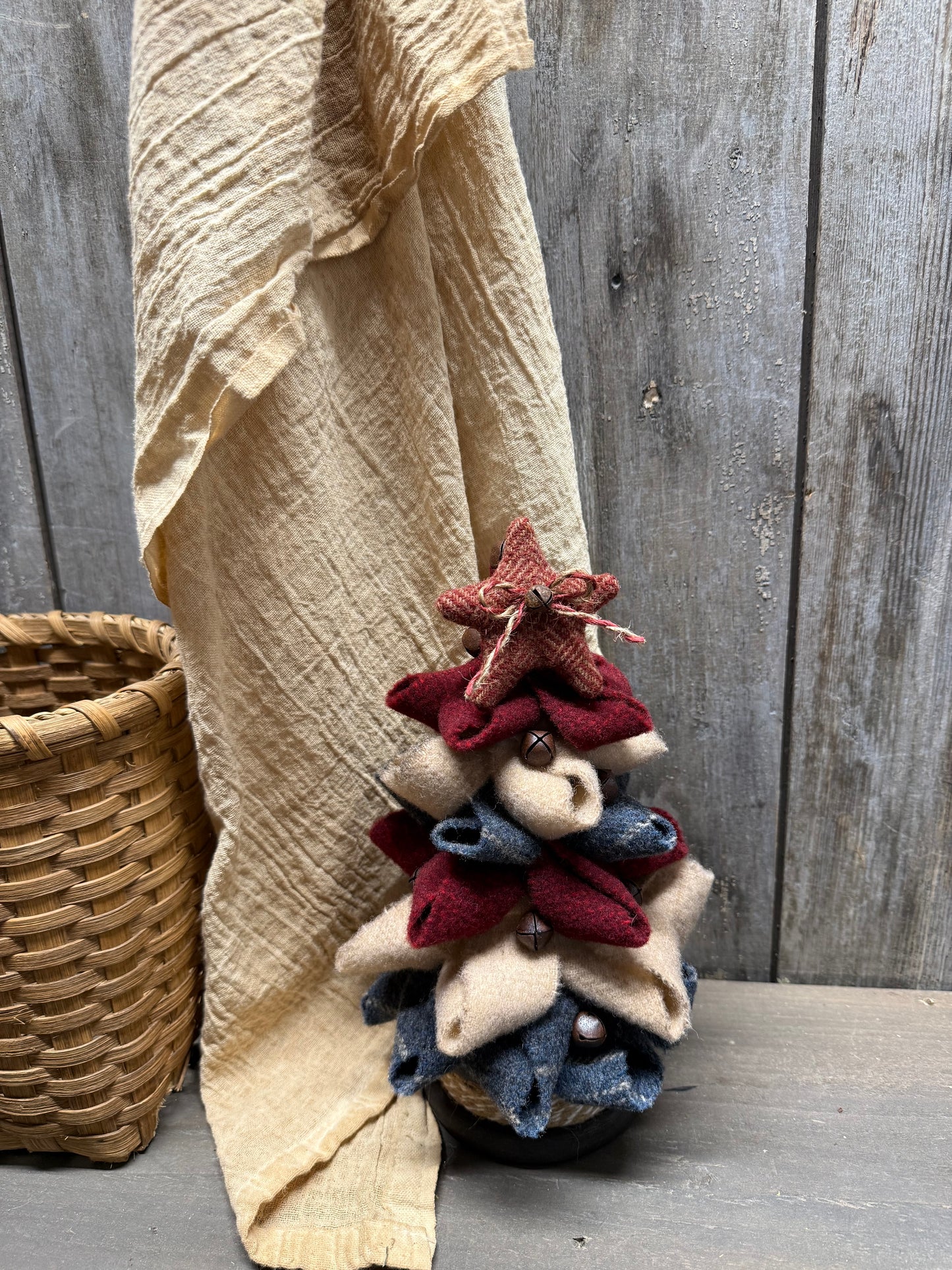 LIBER"TREE", 9”