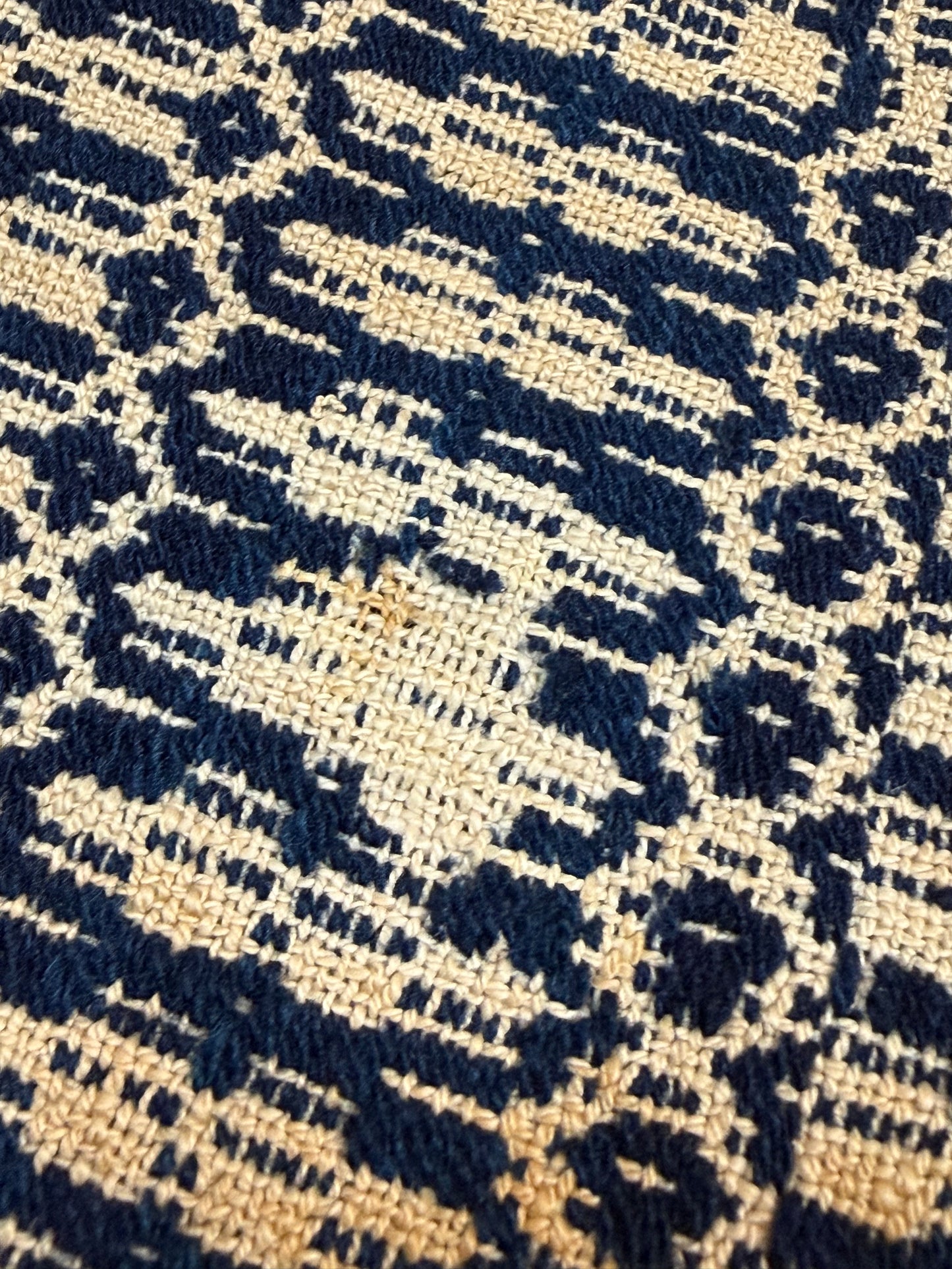 COVERLET, 68"x 92", Navy/Tan