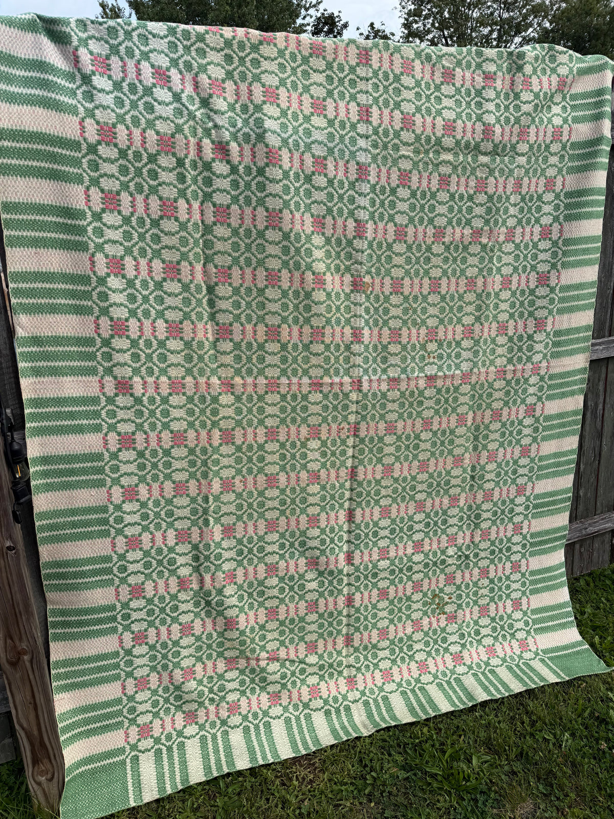 Coverlet, 70"x 95", GREEN/PINK/ CREAM