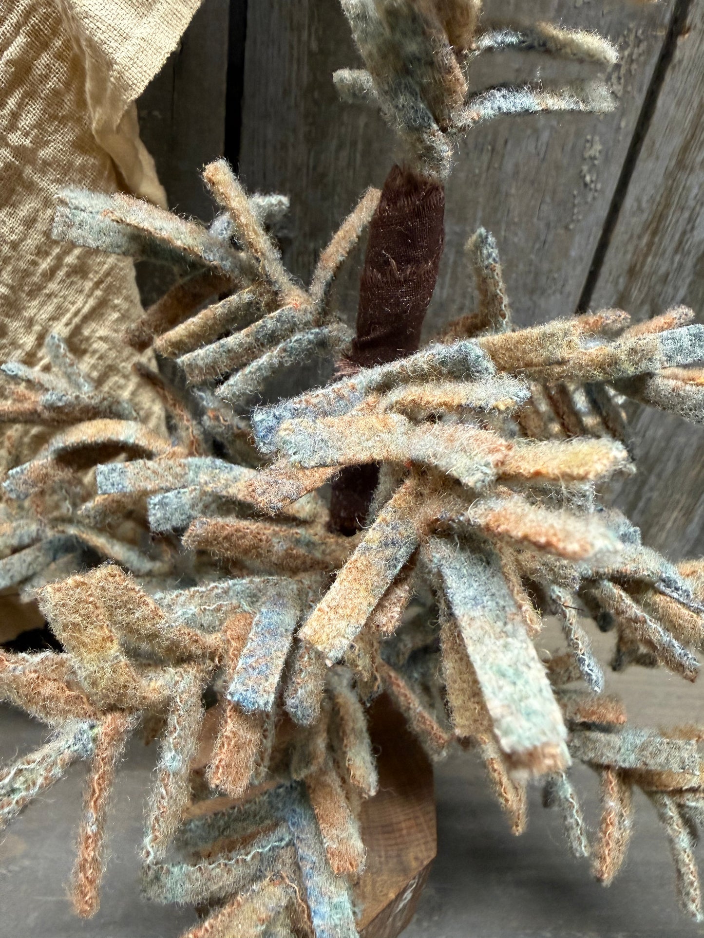 Wooly Tree, 11.5", ASSORTED COLORS