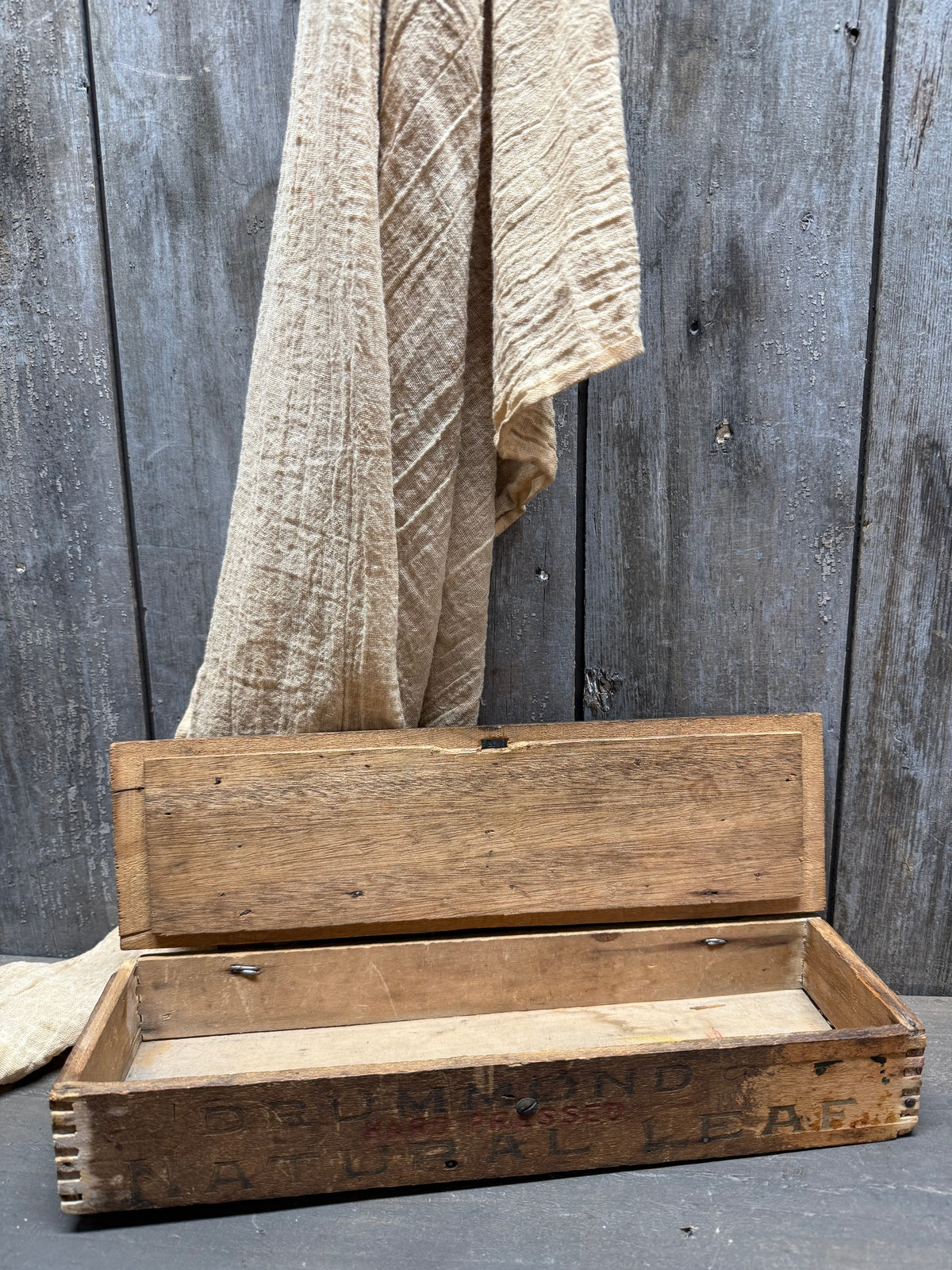 DRUMMOND NATURAL LEAF, Lidded Box