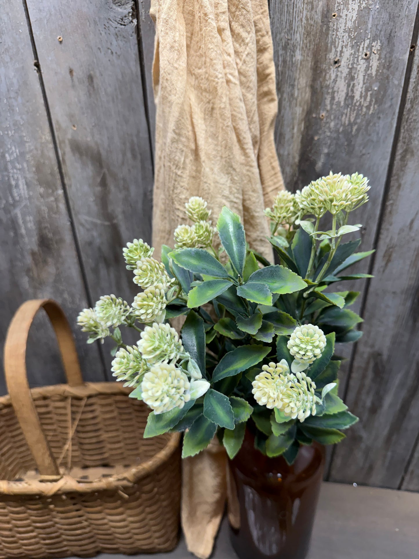 Bush, 22", SPRING SPIRE, Assorted