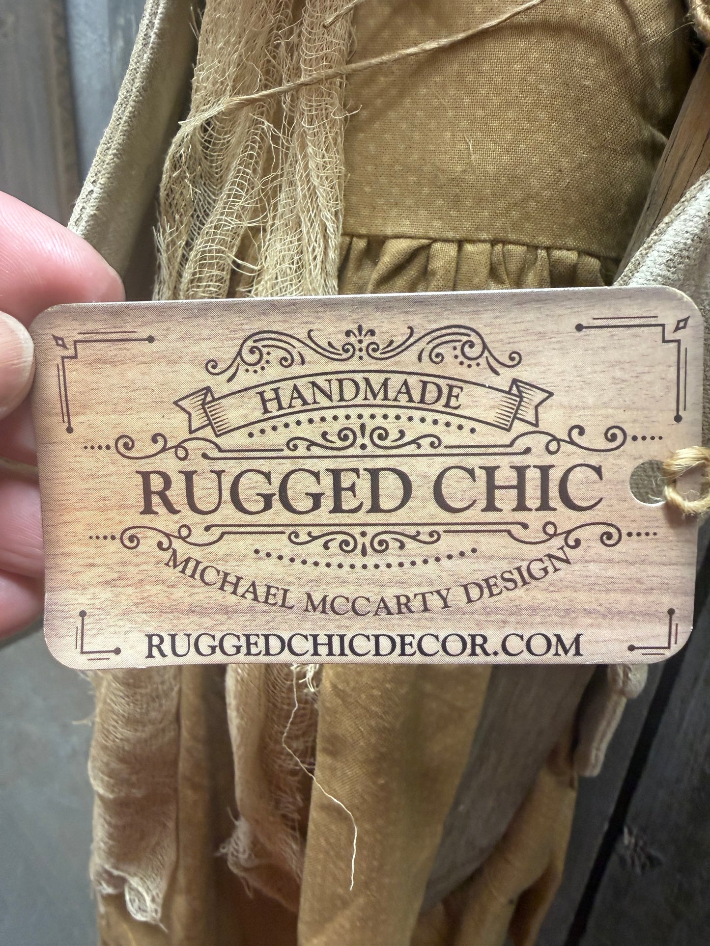 Chicken, 25", DAPHNE