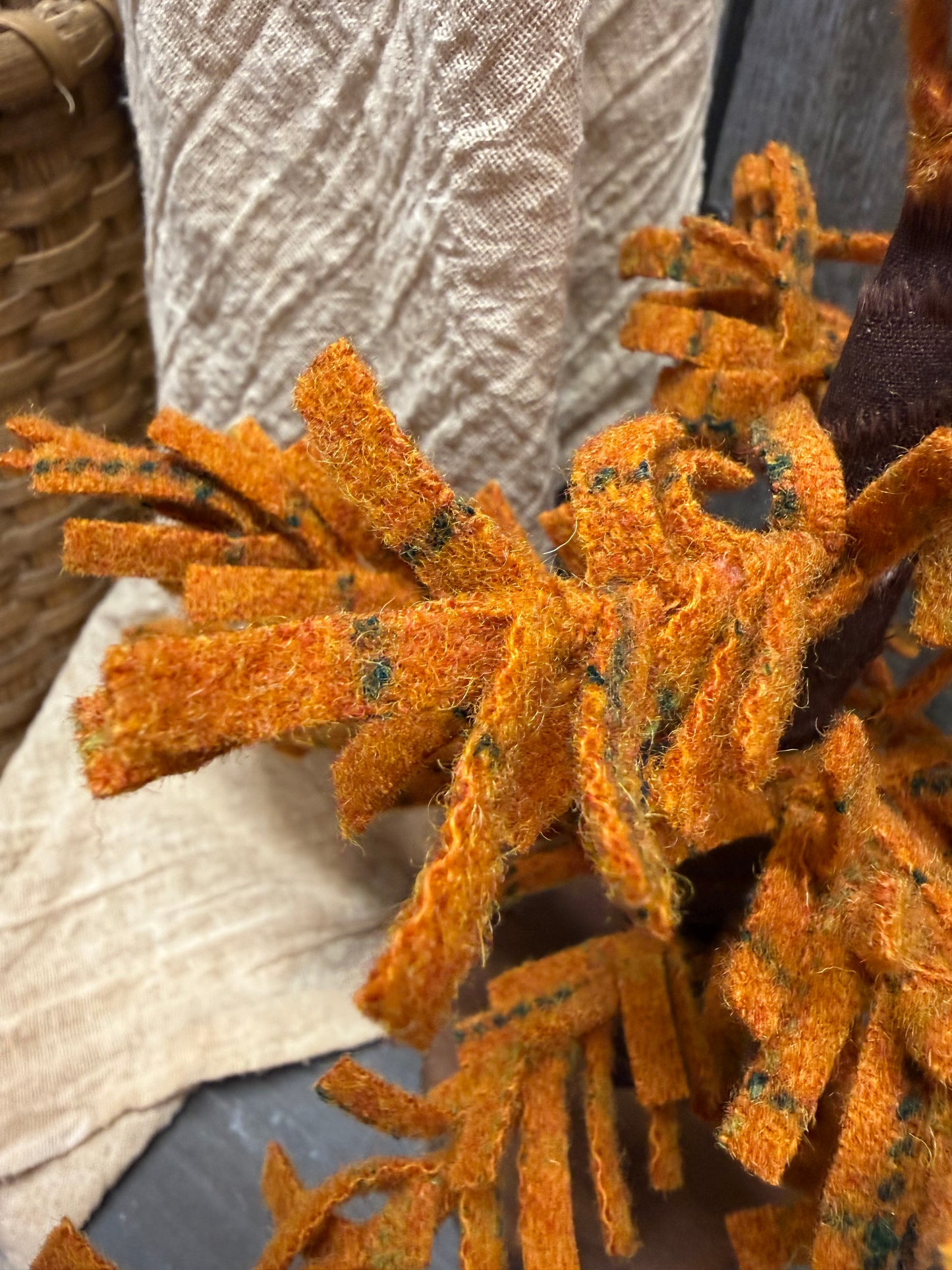 Wool Tree, 11.5", AUTUMN MIX