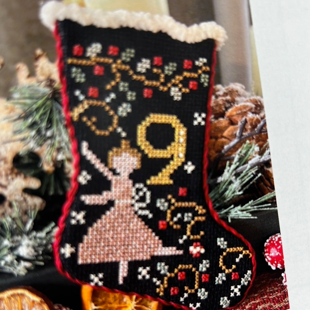 Pattern, CS, 12 DAYS OF CHRISTMAS STOCKINGS