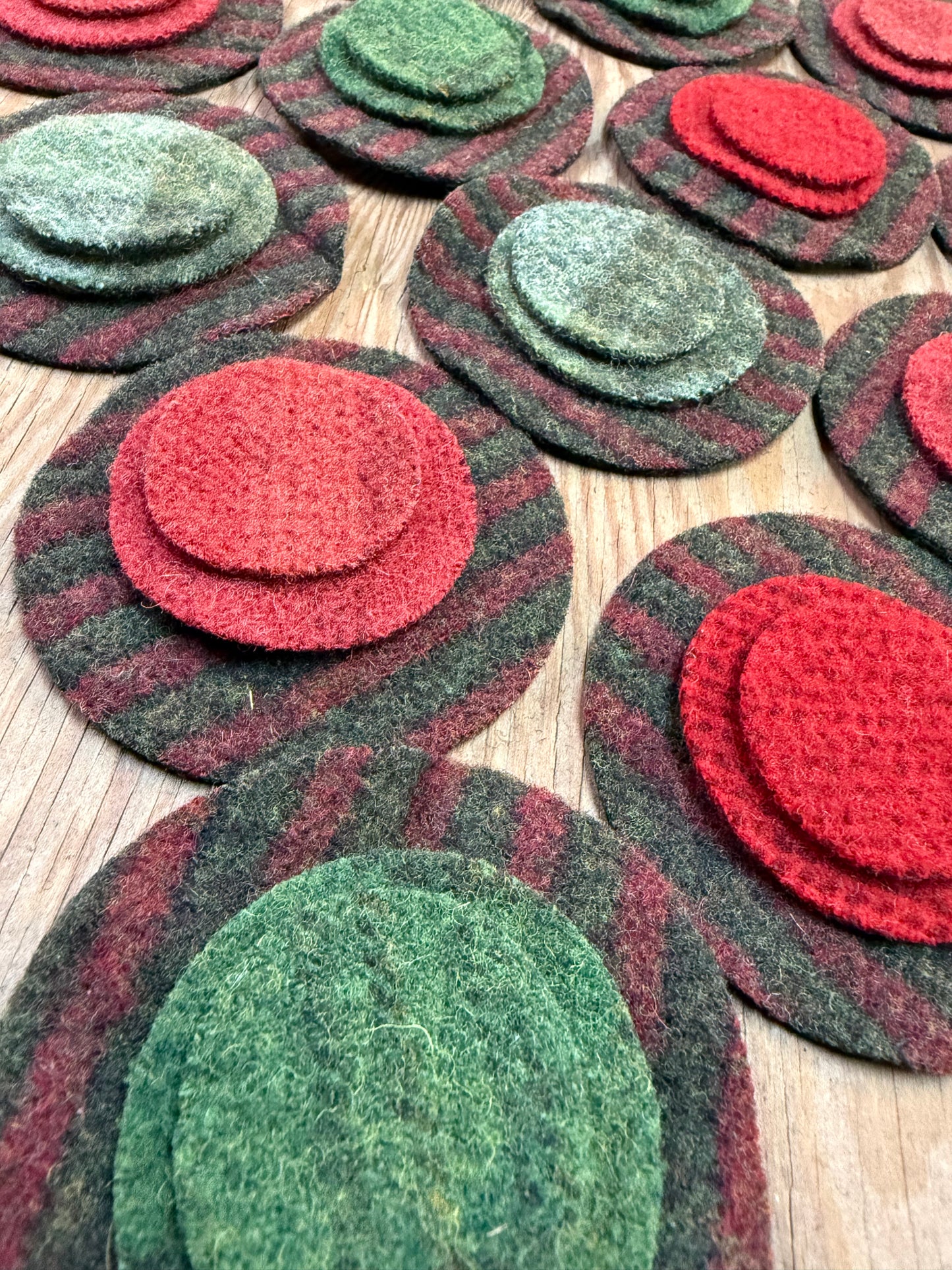 Kit, Wool Penny Mat, CHRISTMAS TYME