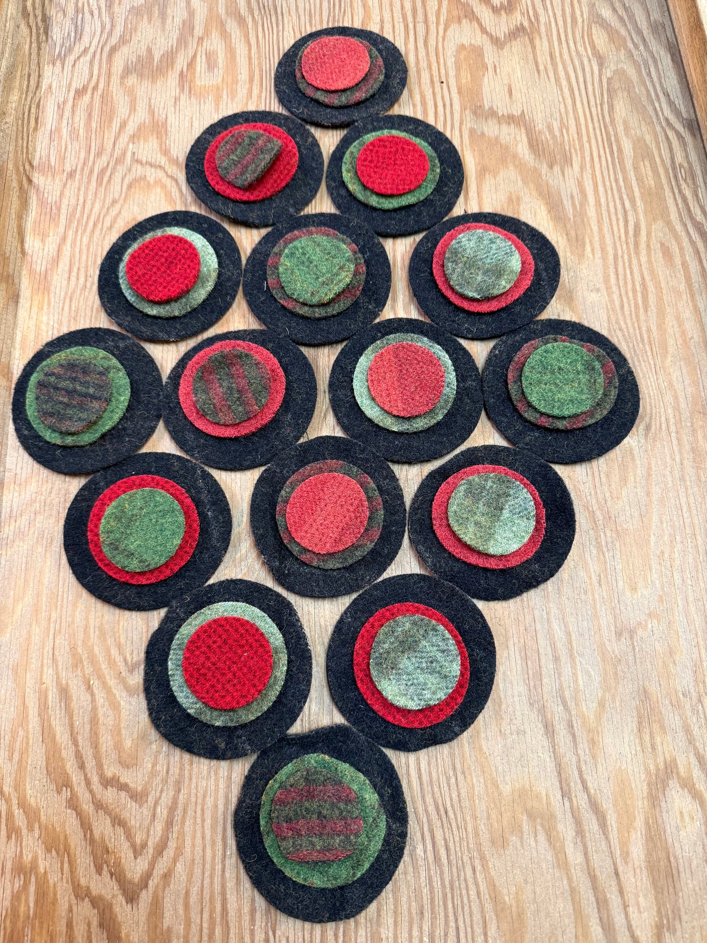 Kit, Wool Penny Mat, CHRISTMAS TYME