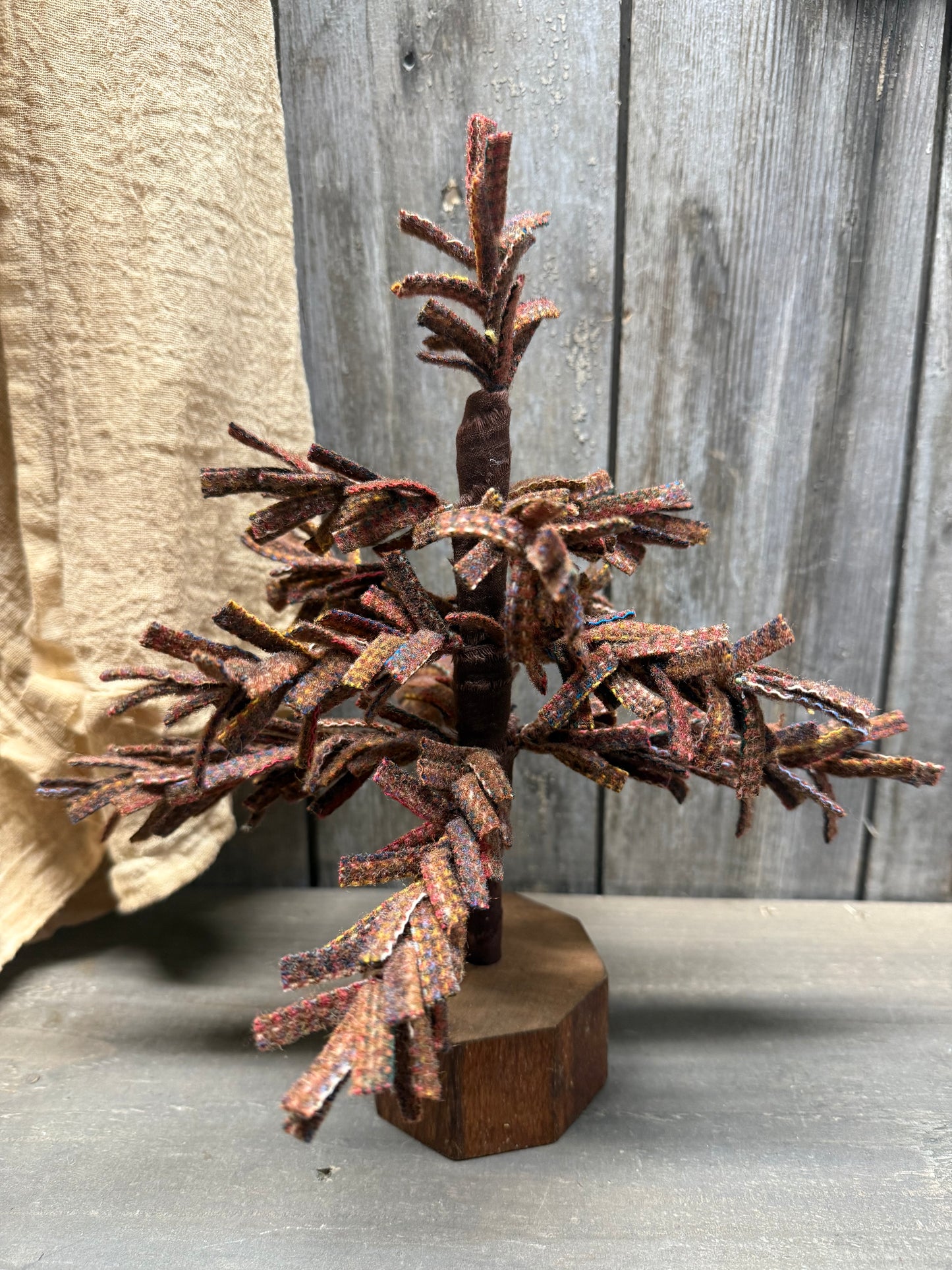 Wool Tree, 11.5", AUTUMN MIX