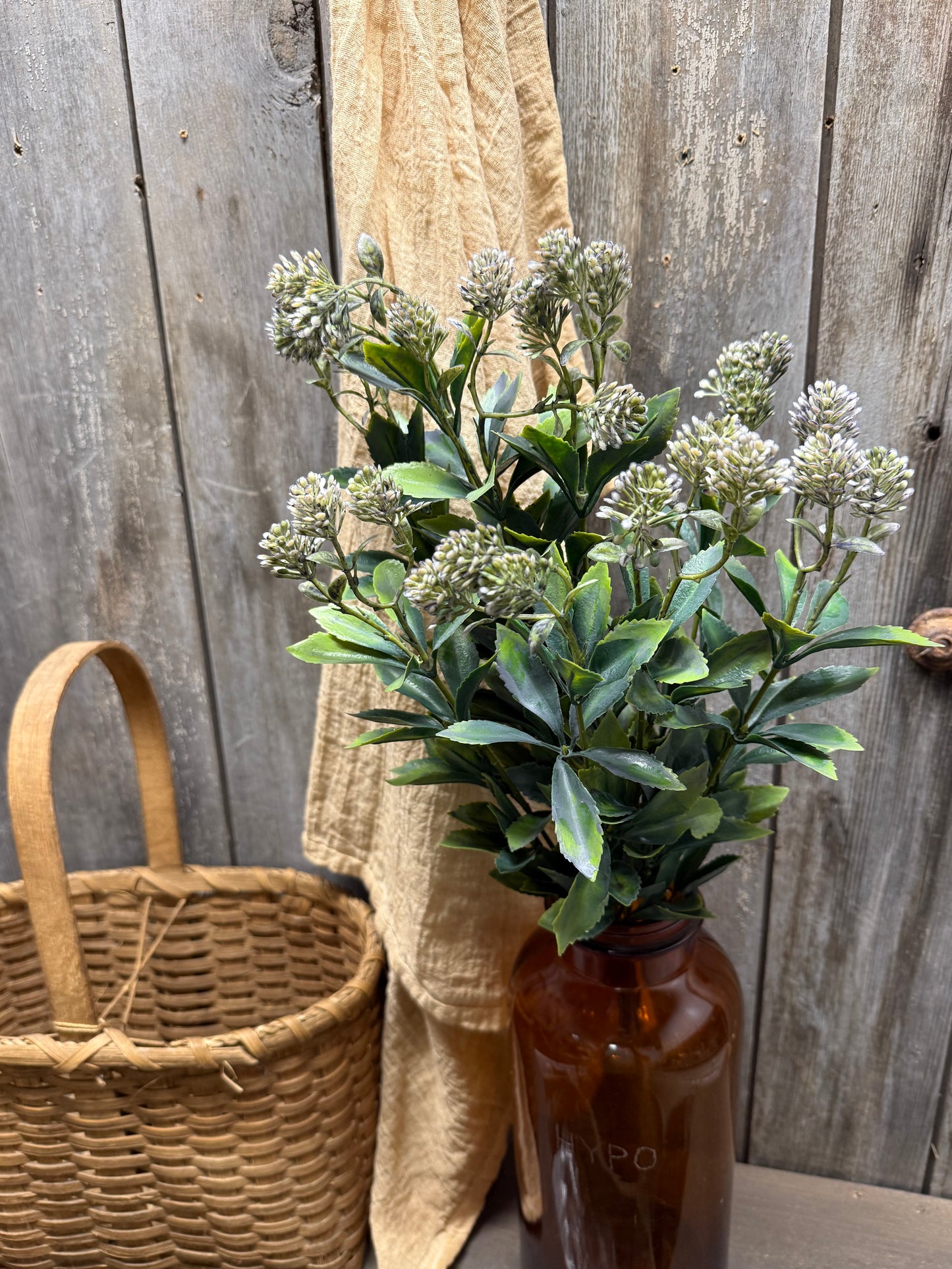 Bush, 22", SPRING SPIRE, Assorted