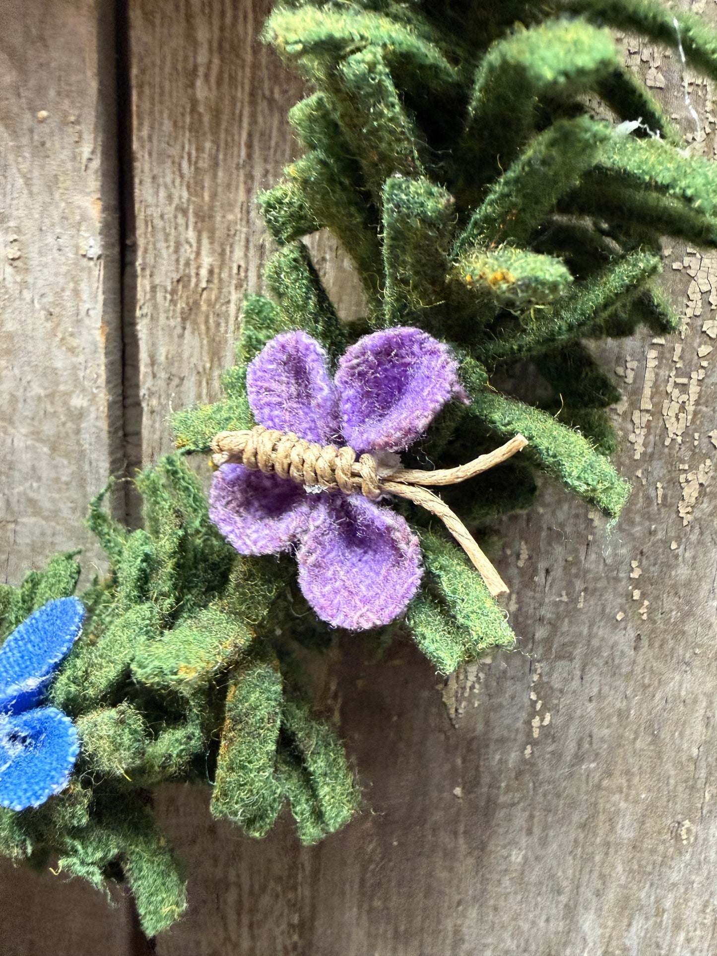 Wool Wreath, 10", BUTTERFLIES