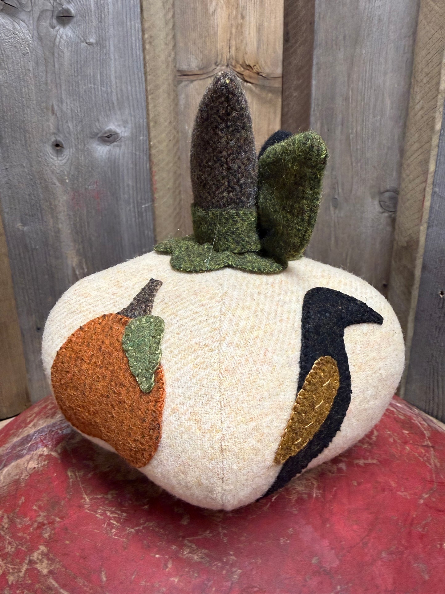 PUMPKIN GO ROUND, 8"