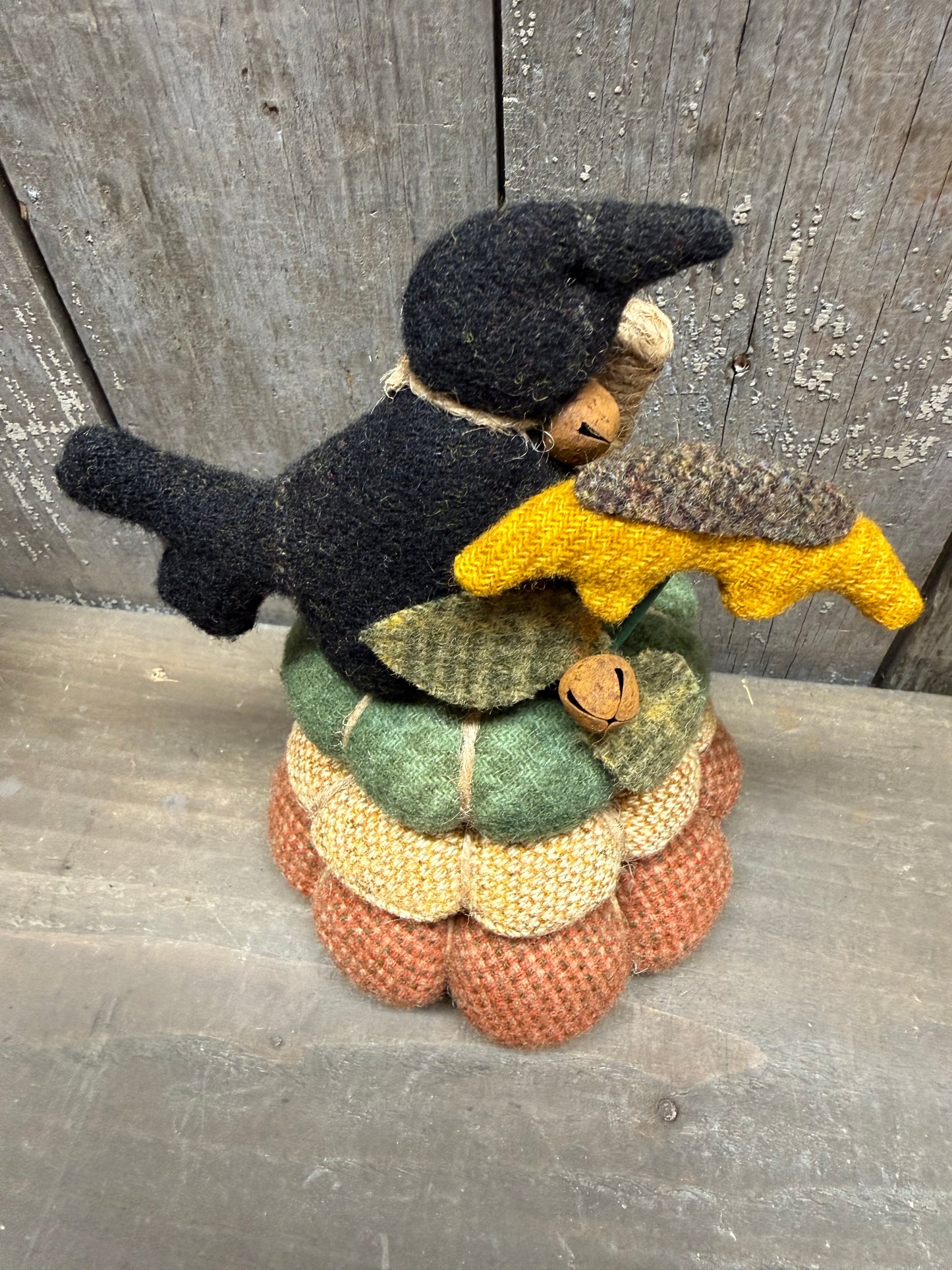 PUMPKIN STACK, Wool Assorted