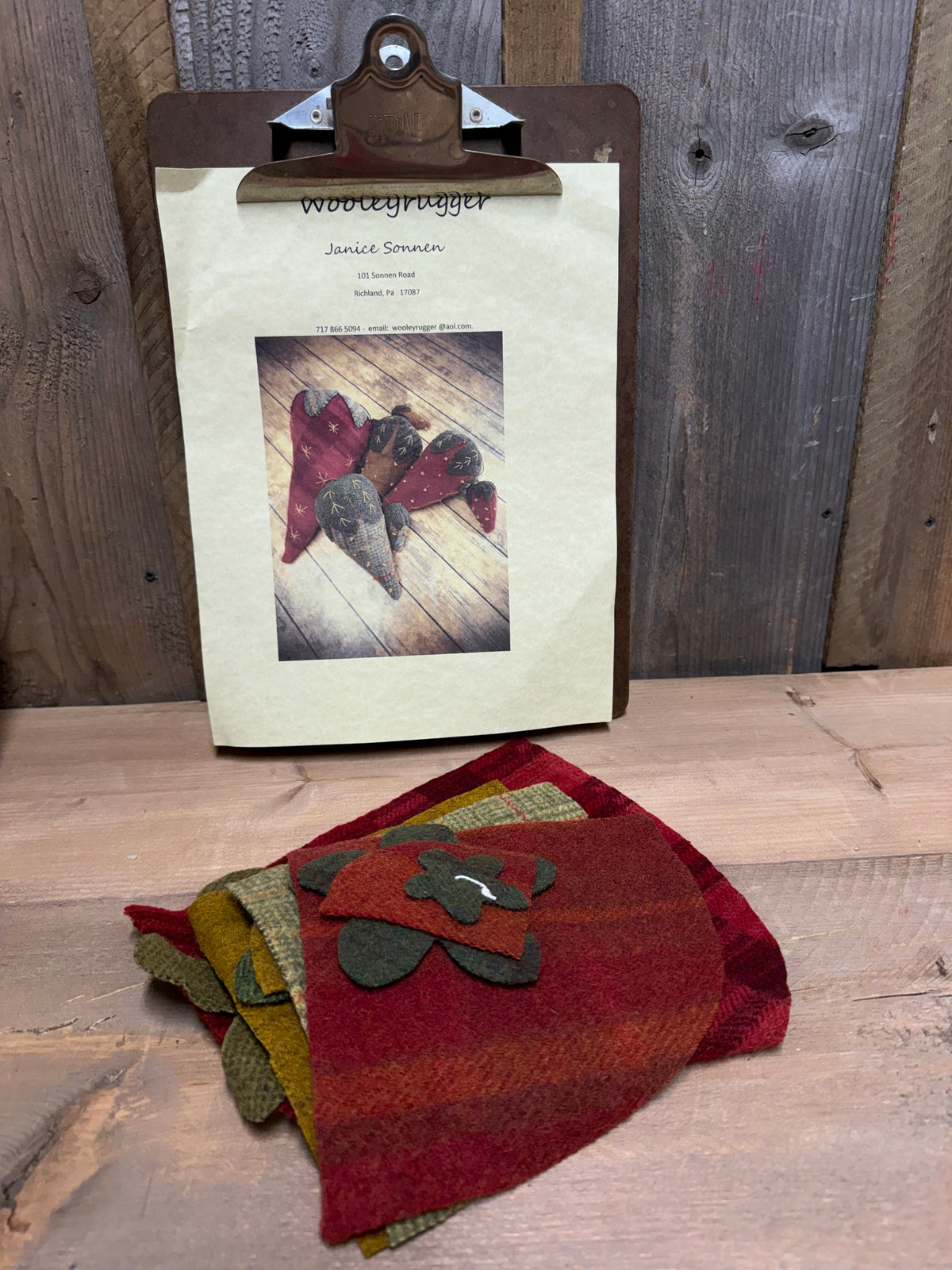 KIT, Wool Applique, Strawberries