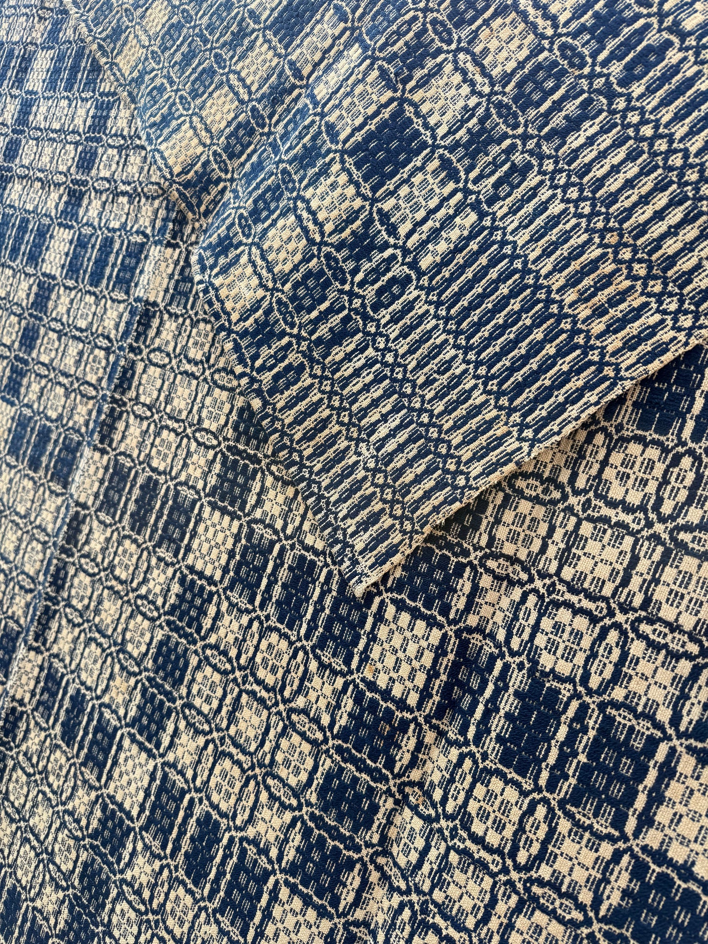 COVERLET, 68"x 92", Navy/Tan