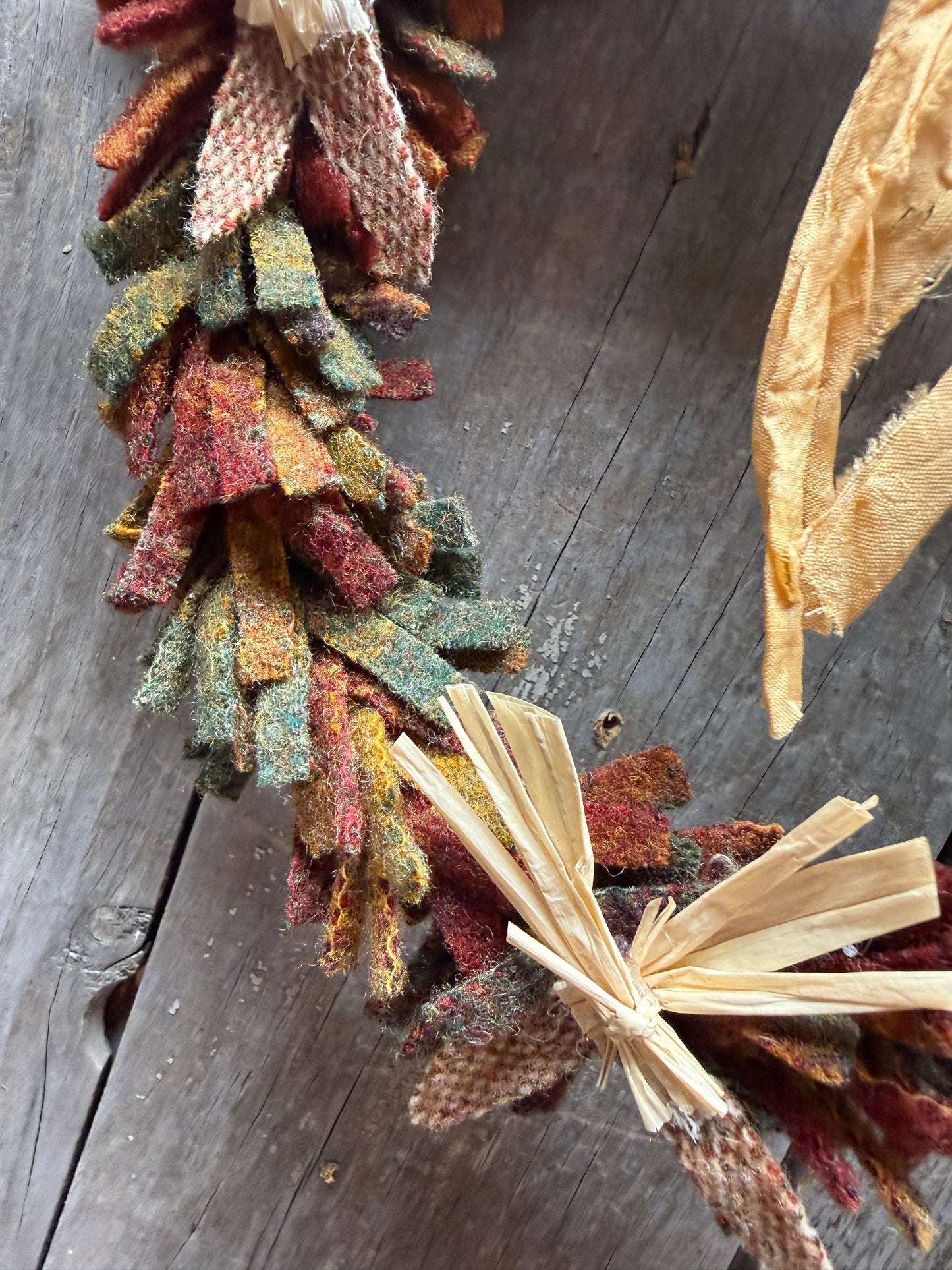 Wool Wreath, 7", ASSORTED