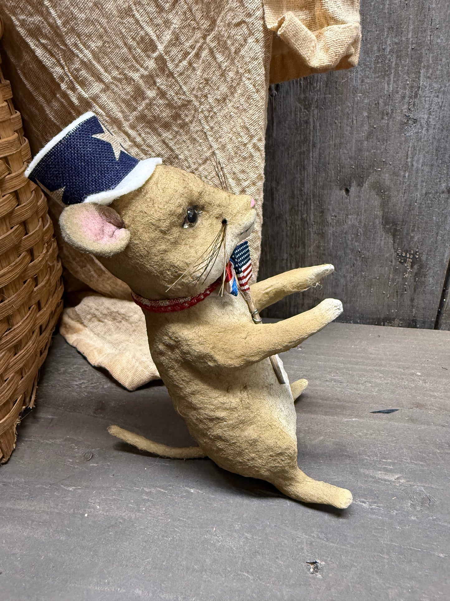 PATRIOTIC MOUSE