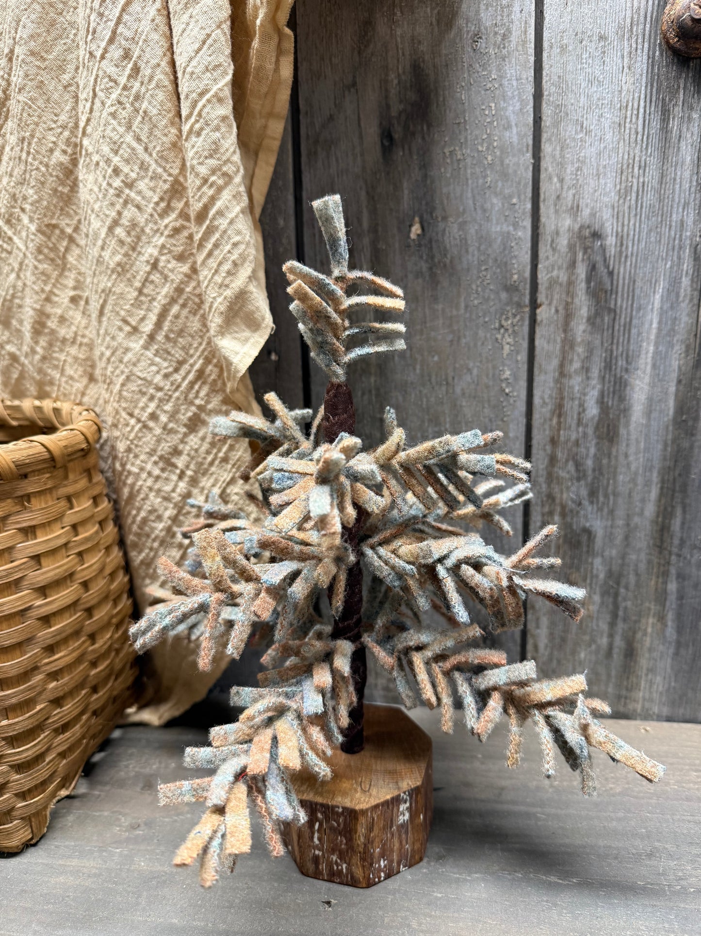 Wooly Tree, 11.5", ASSORTED COLORS