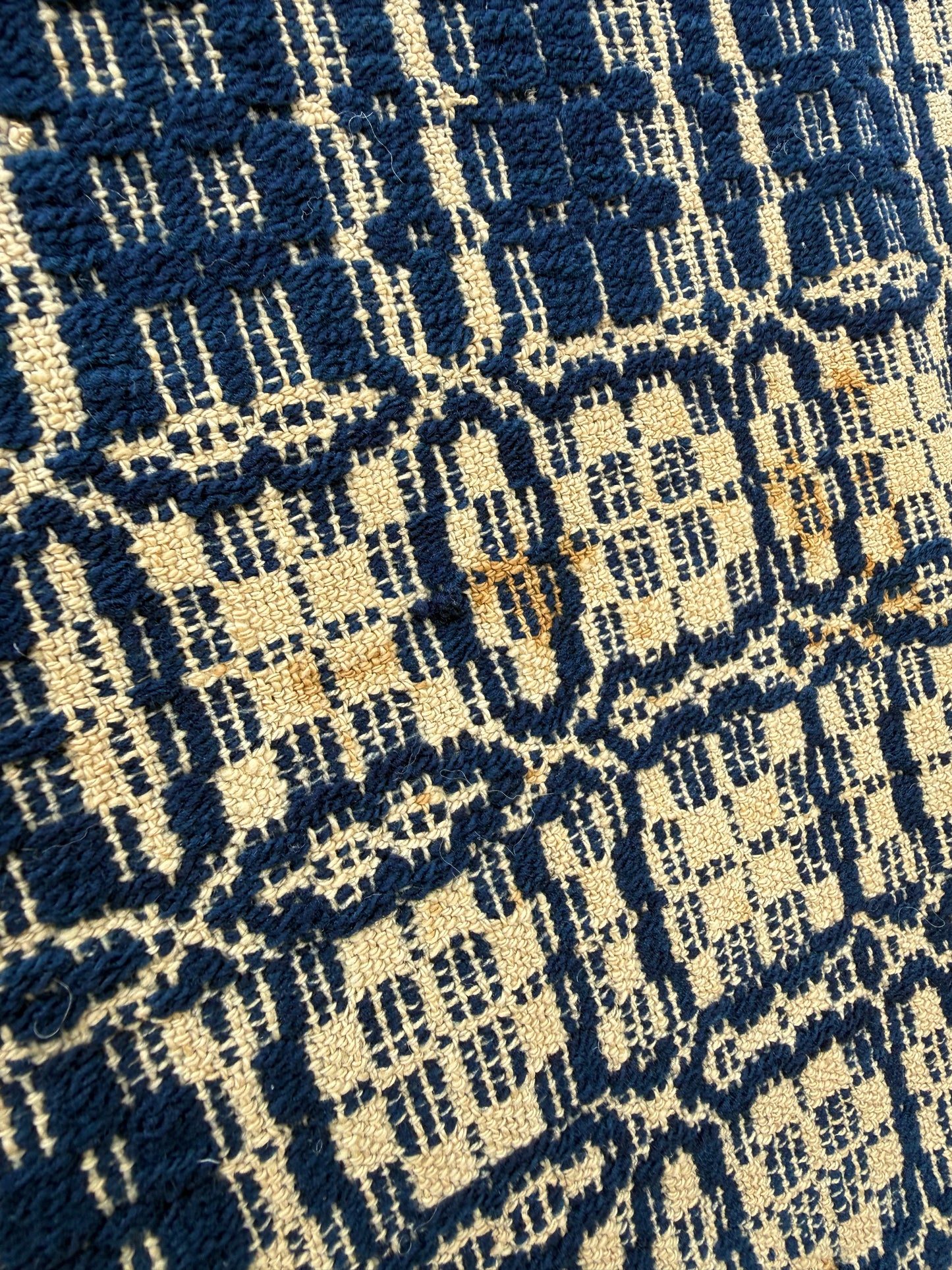 COVERLET, 68"x 92", Navy/Tan